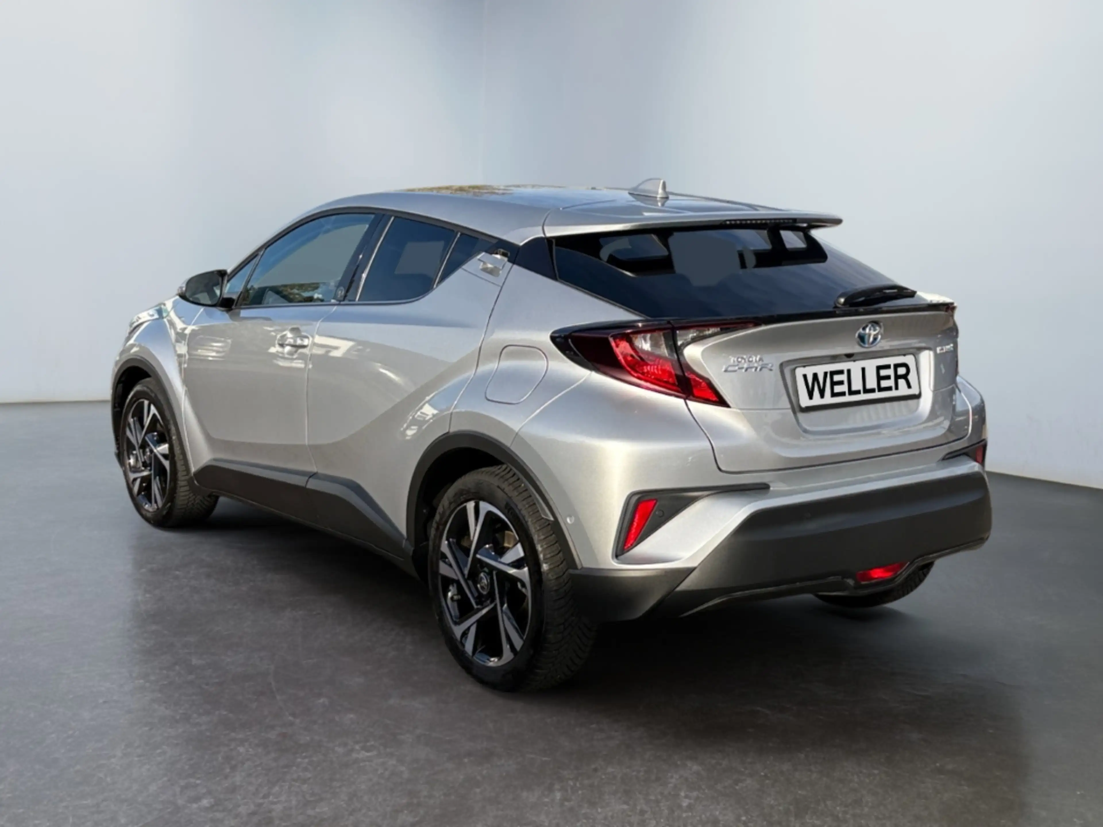 Toyota C-HR Hybrid Team D — photo 7