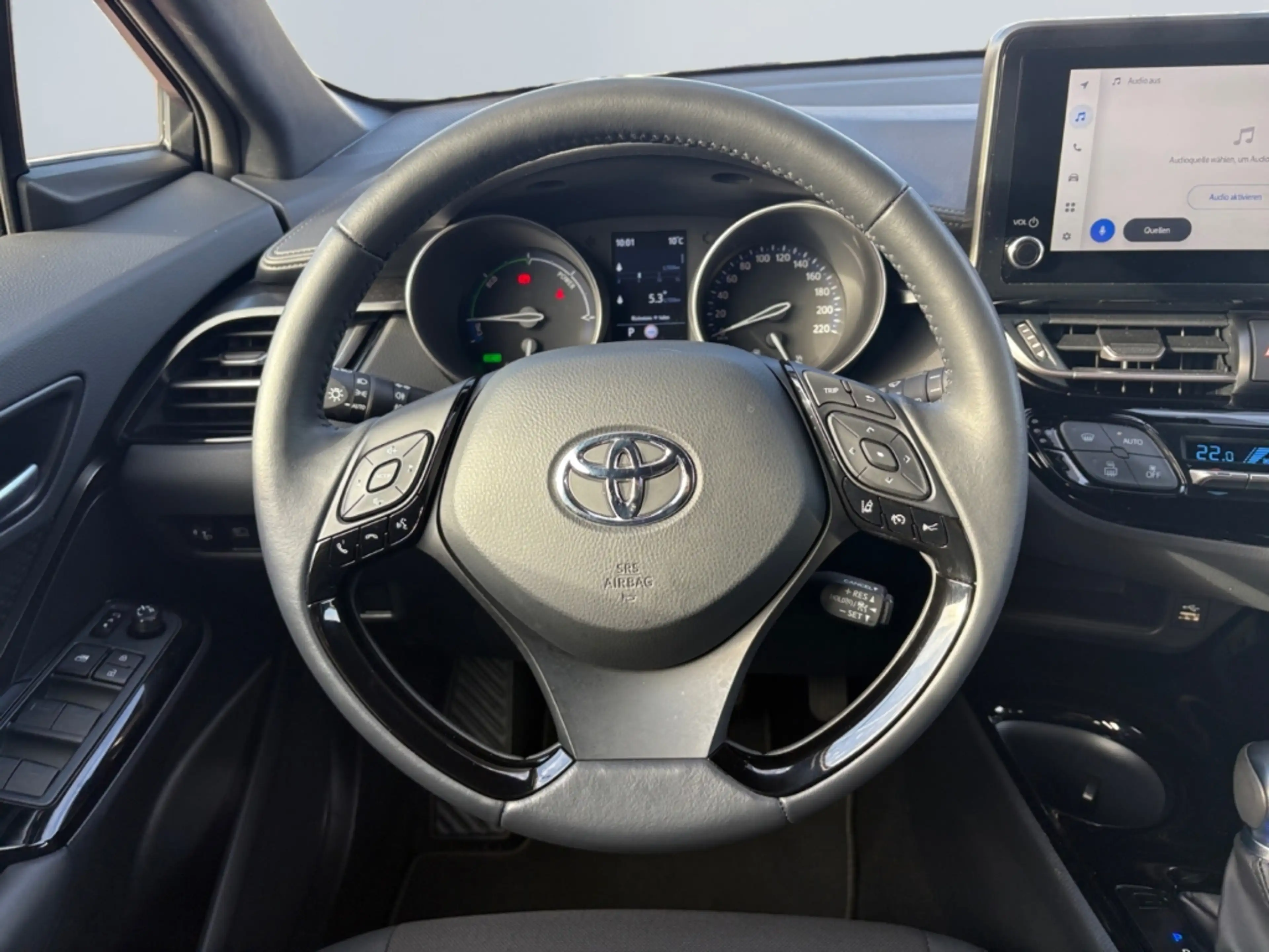Toyota C-HR Hybrid Team D — photo 12