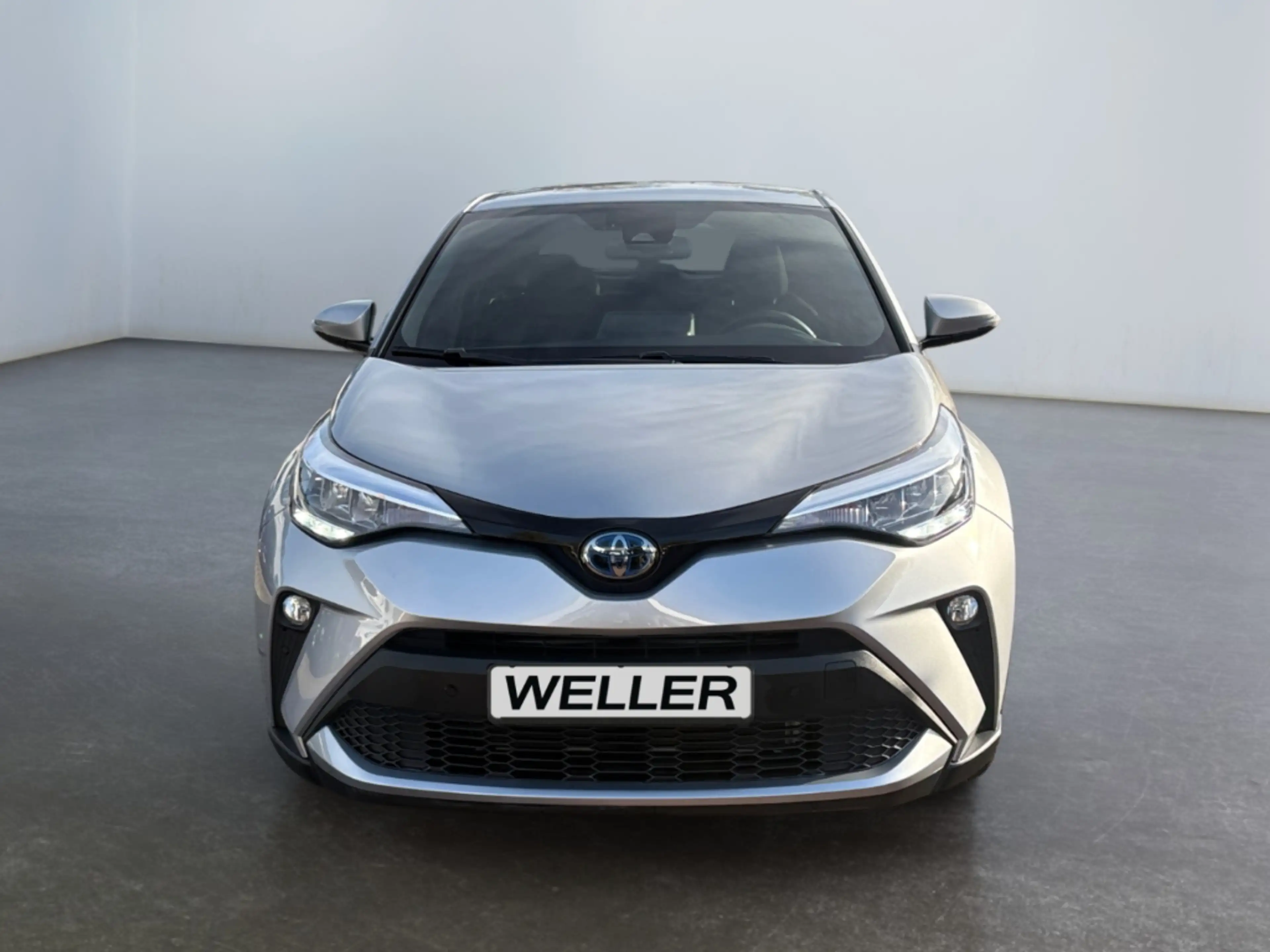 Toyota C-HR Hybrid Team D — photo 2