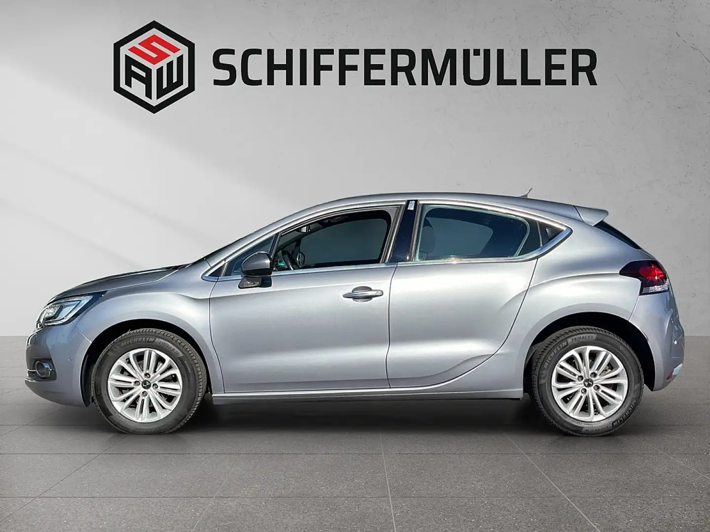 DS Automobiles DS 4 BlueHDi120 Argent - 2