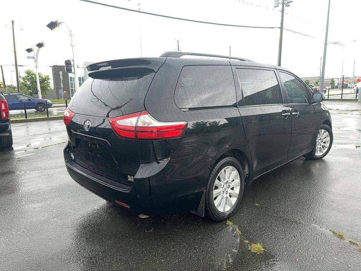 2015 Toyota Sienna XLE 7 places 5 portes TI AC CUIR TOIT MAGS — снимка 1