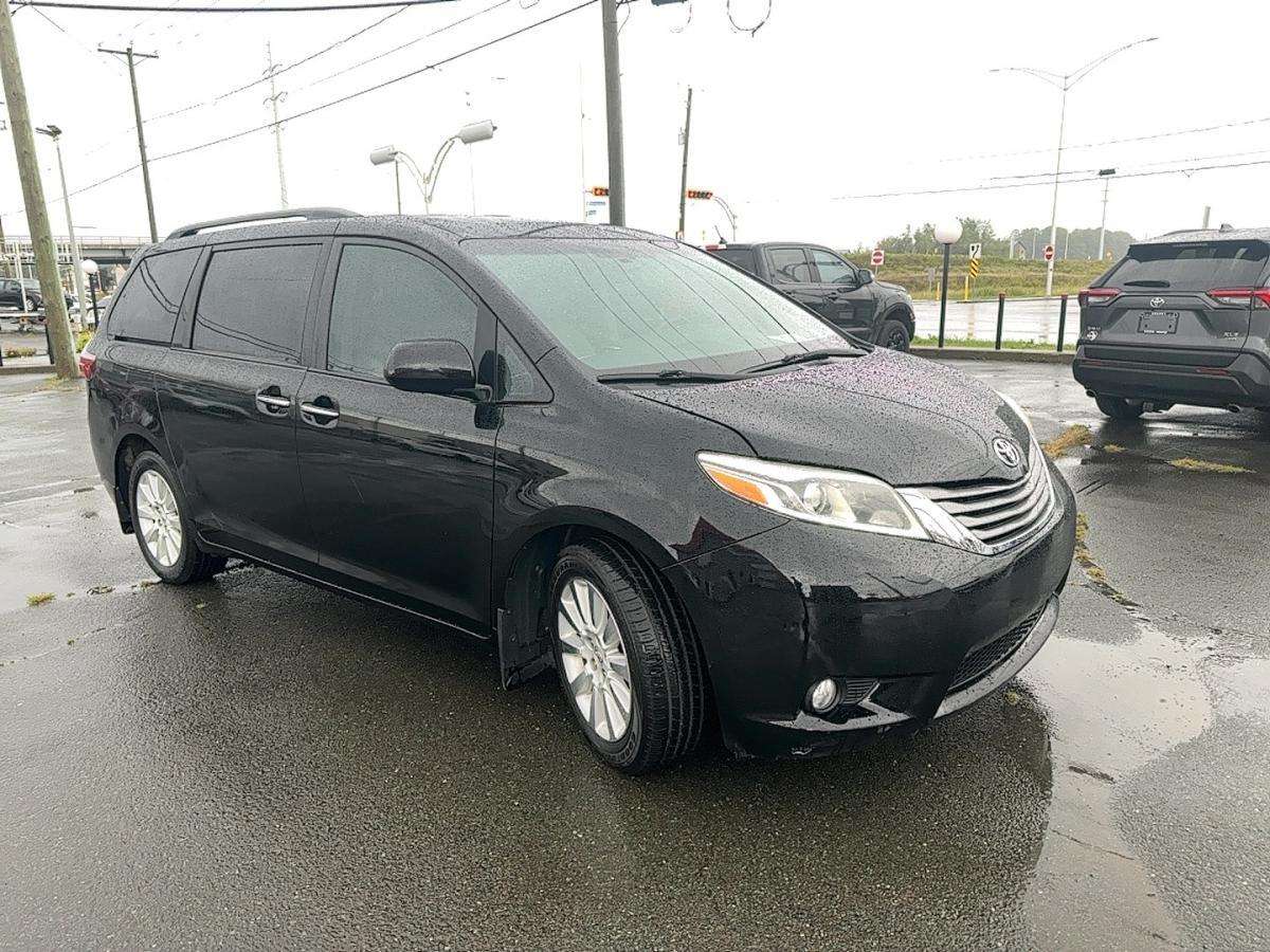 2015 Toyota Sienna XLE 7 places 5 portes TI AC CUIR TOIT MAGS — снимка 1
