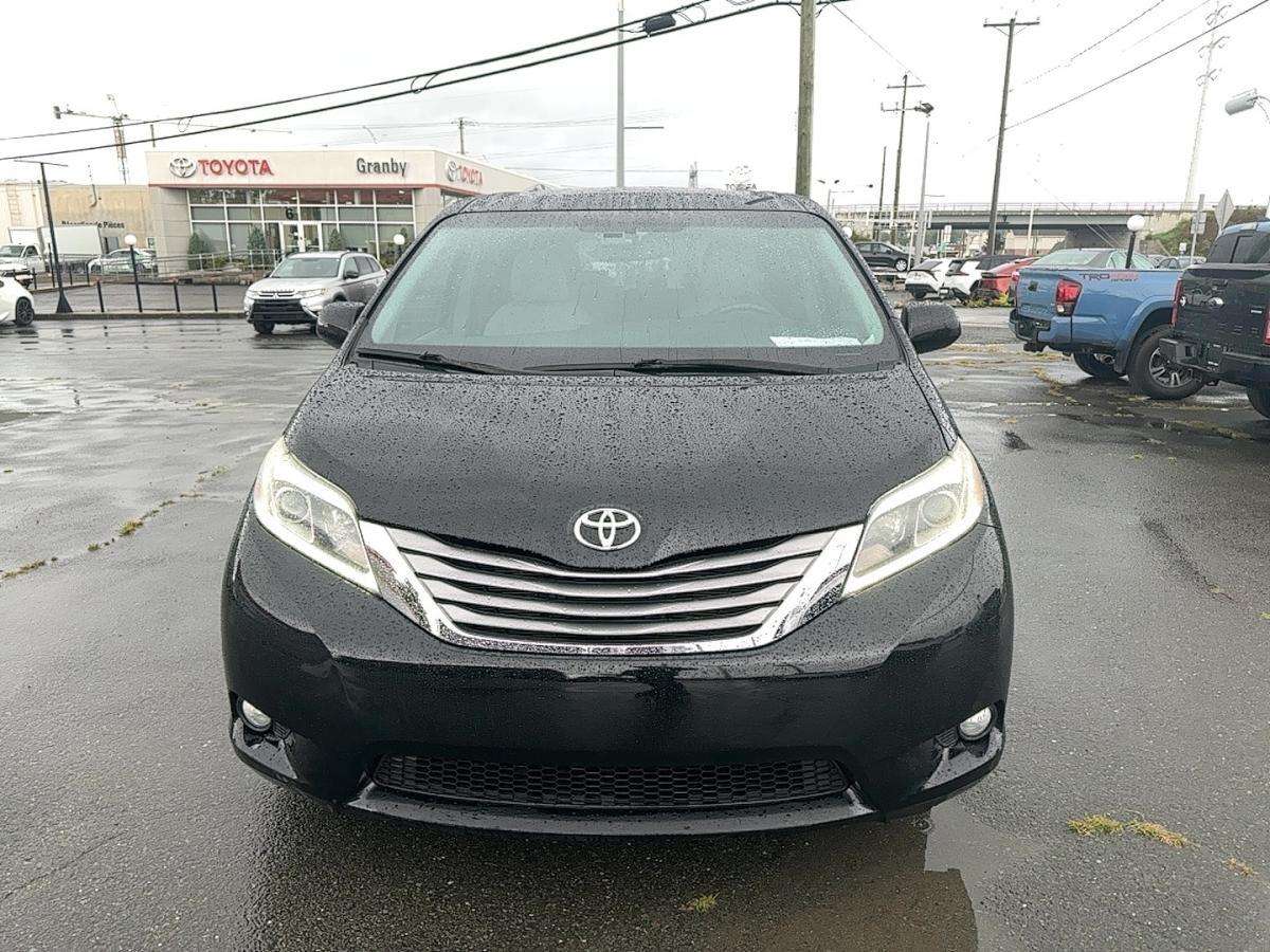 2015 Toyota Sienna XLE 7 places 5 portes TI AC CUIR TOIT MAGS — снимка 1