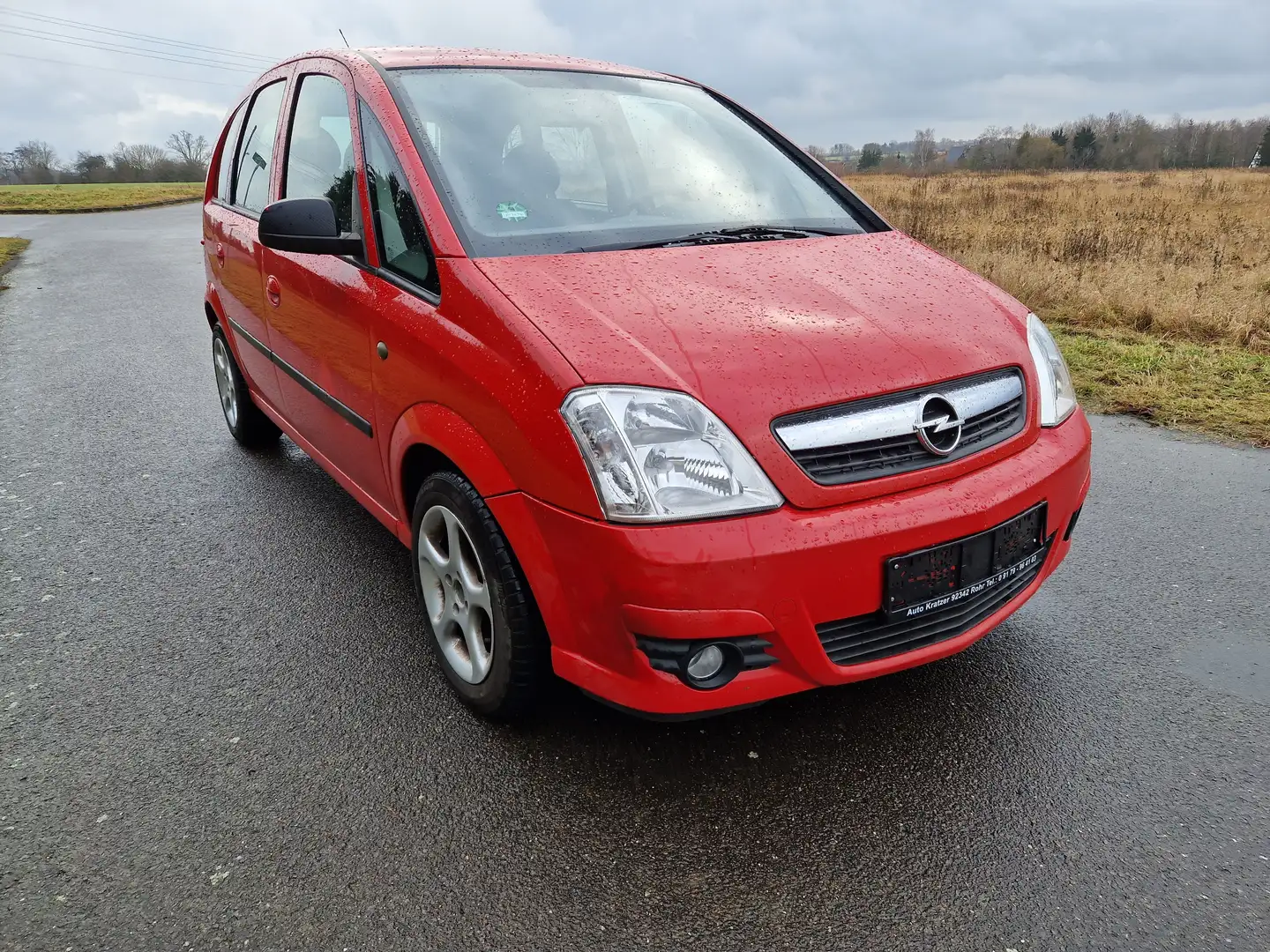 Opel Meriva Tüv bei Kauf neu. Rot - 2
