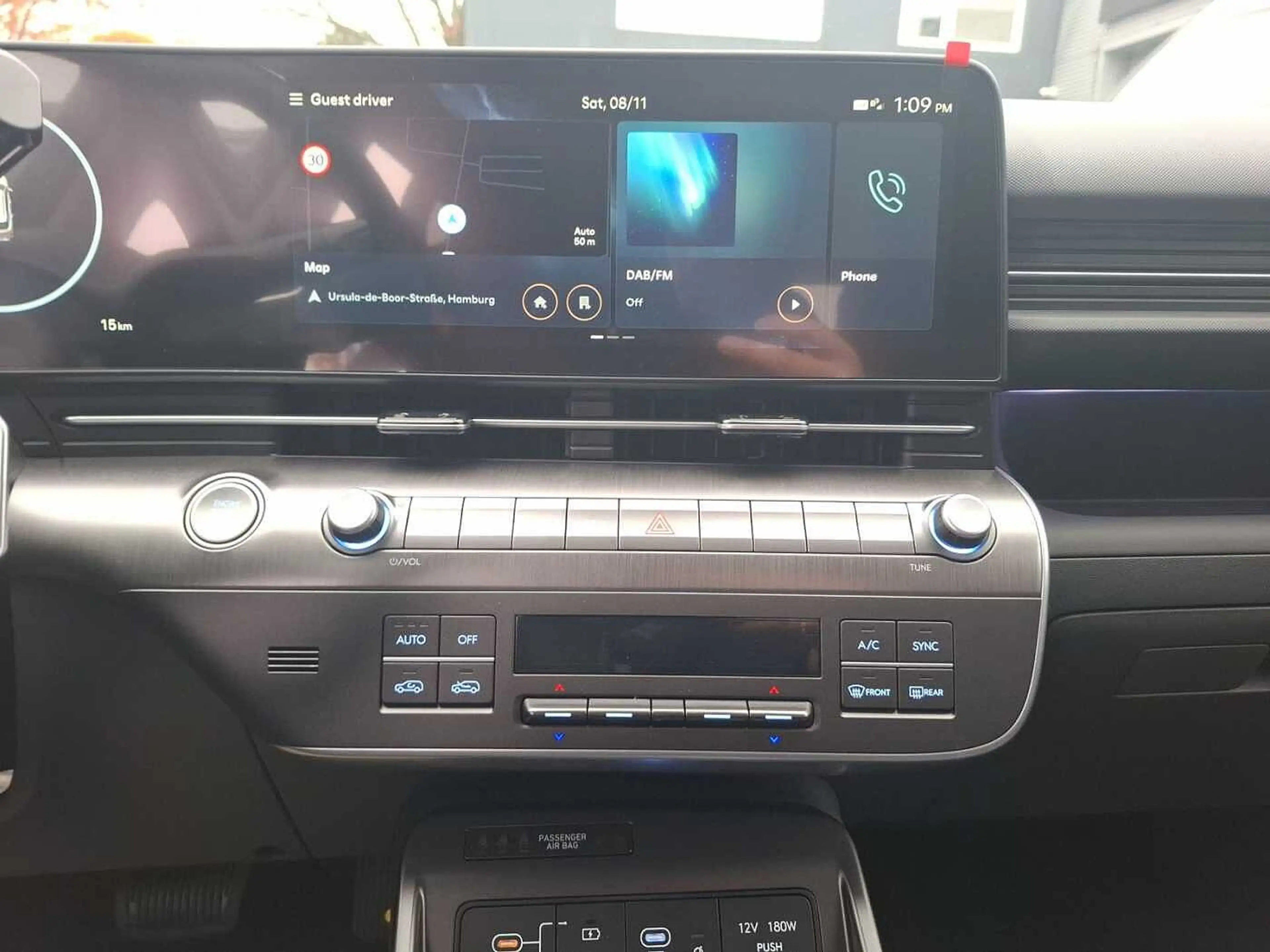 Hyundai KONA 1.6 T-GDI DCT Prime 'Glasdach' — photo 9