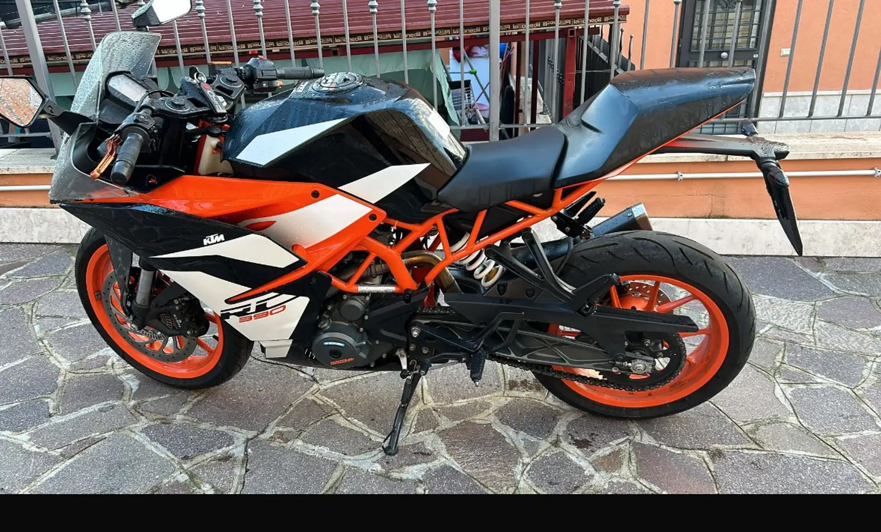 KTM RC 390 Sport Negro - 2