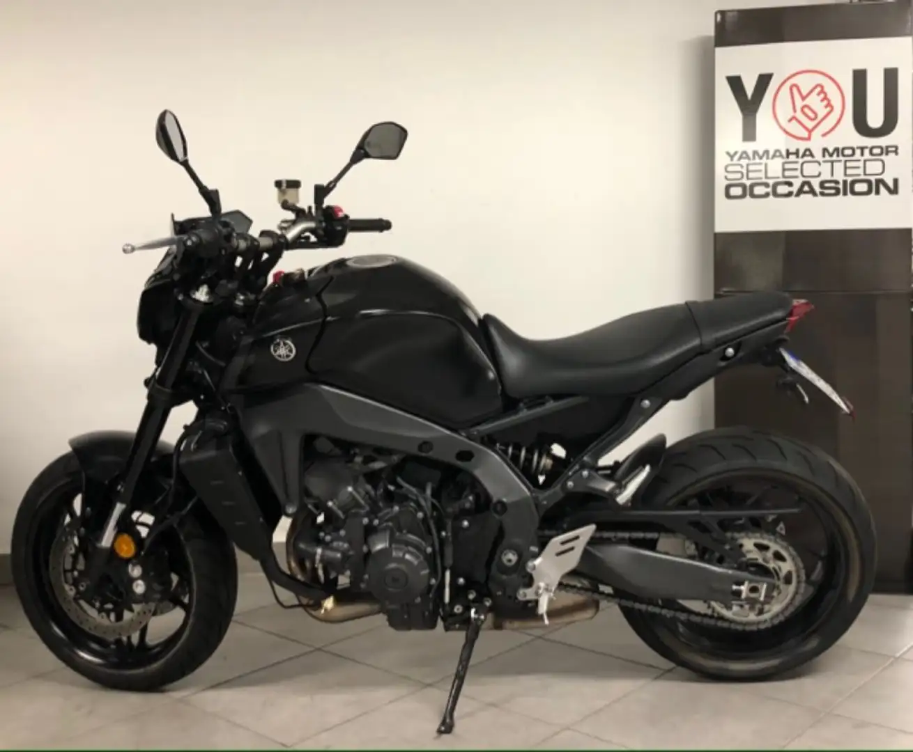 Yamaha MT-09 Naked Nero - 2