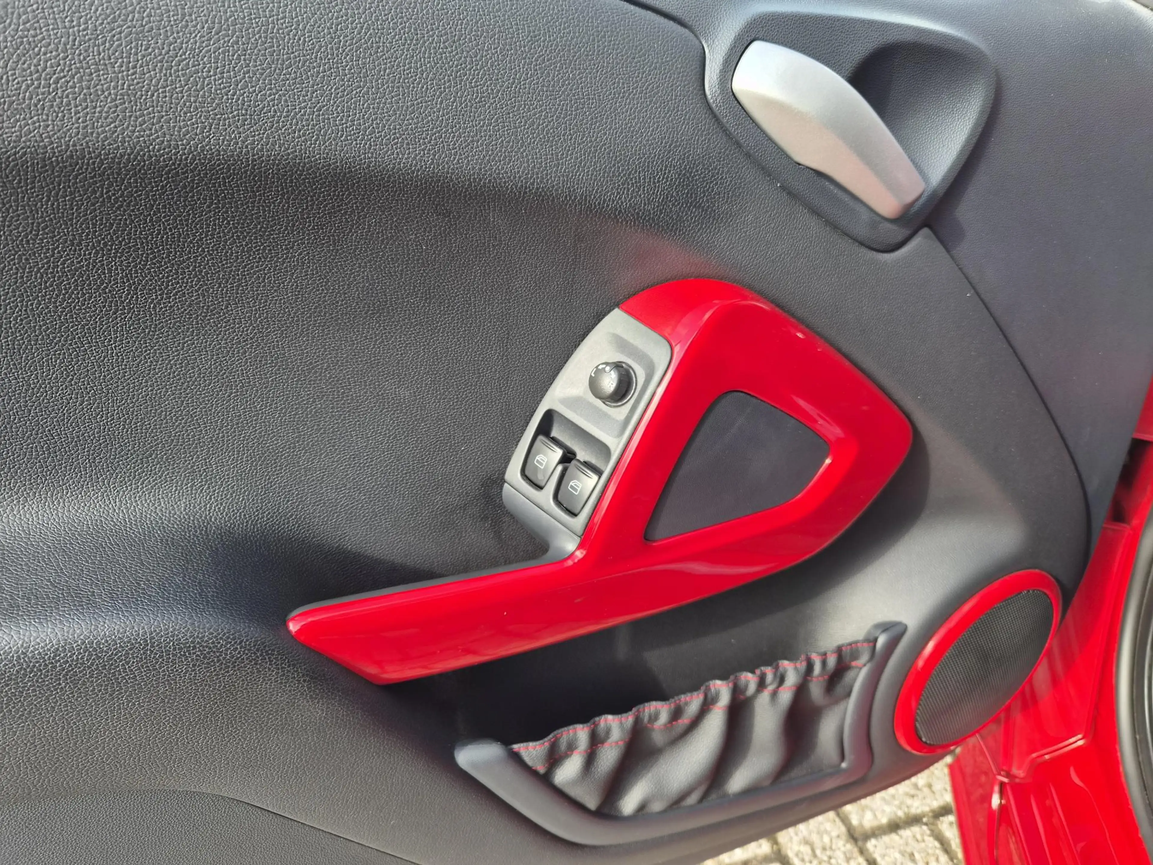 smart forTwo cabrio 1.0 BRABUS Red Edition! uniek! — photo 9