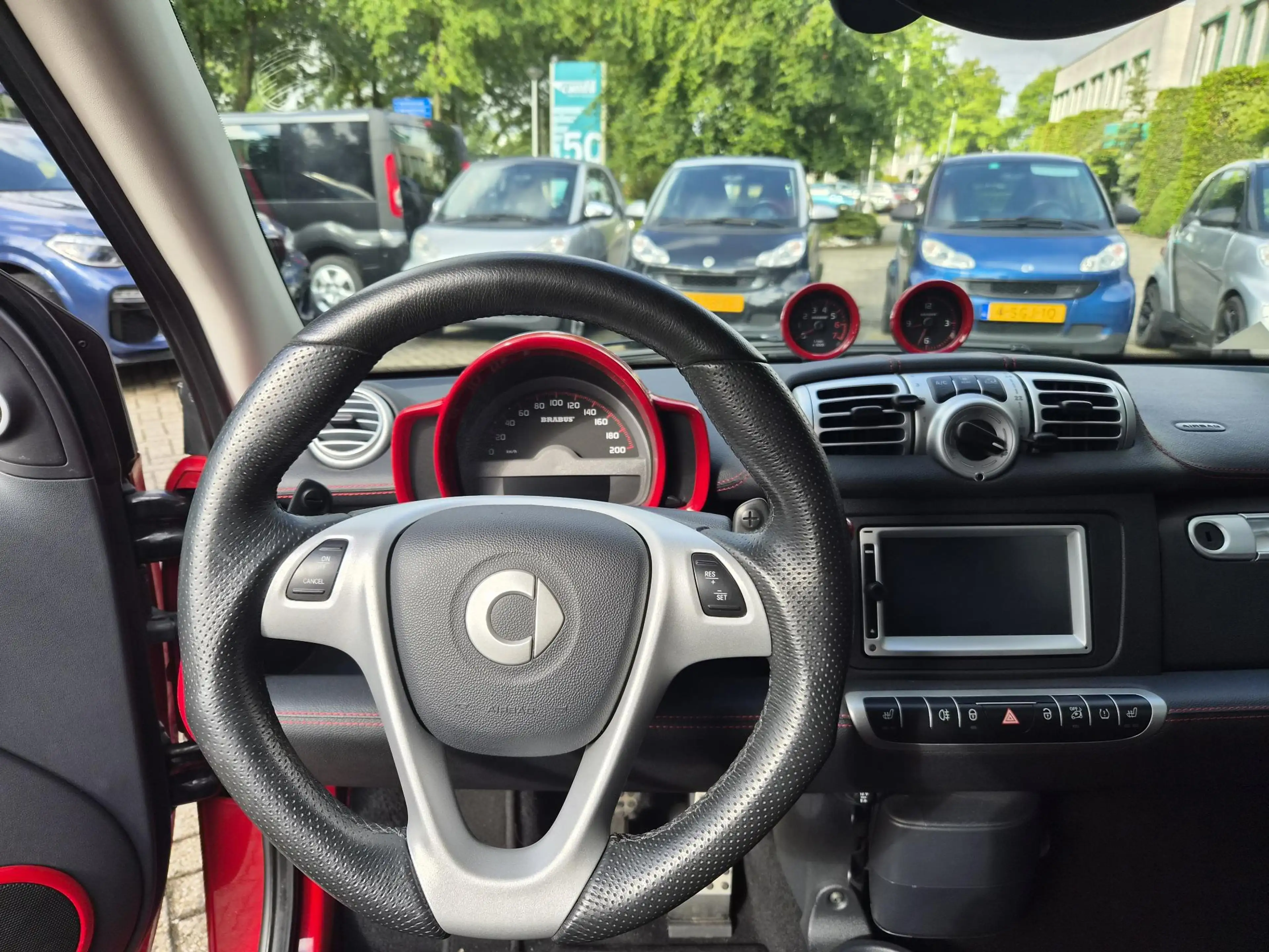 smart forTwo cabrio 1.0 BRABUS Red Edition! uniek! — photo 10