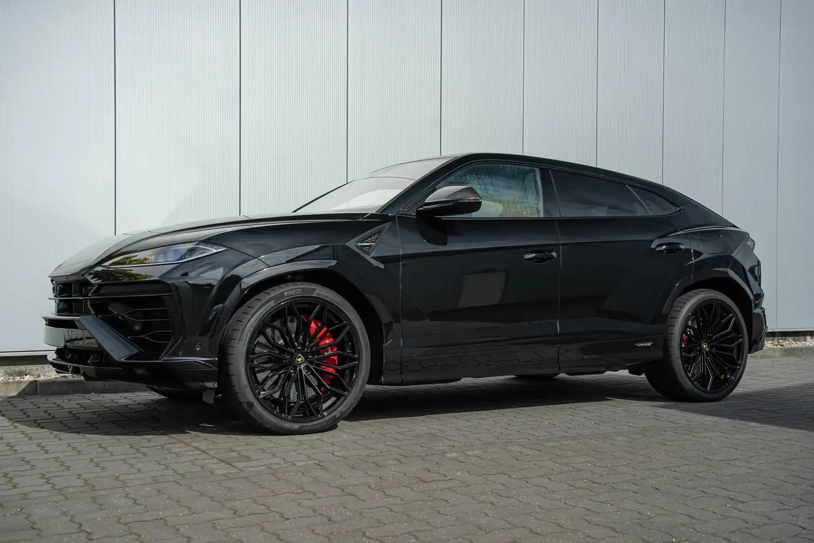 Lamborghini Urus SE *23Zoll*Big Interior Carbon*BangOlufsen* Schwarz - 1