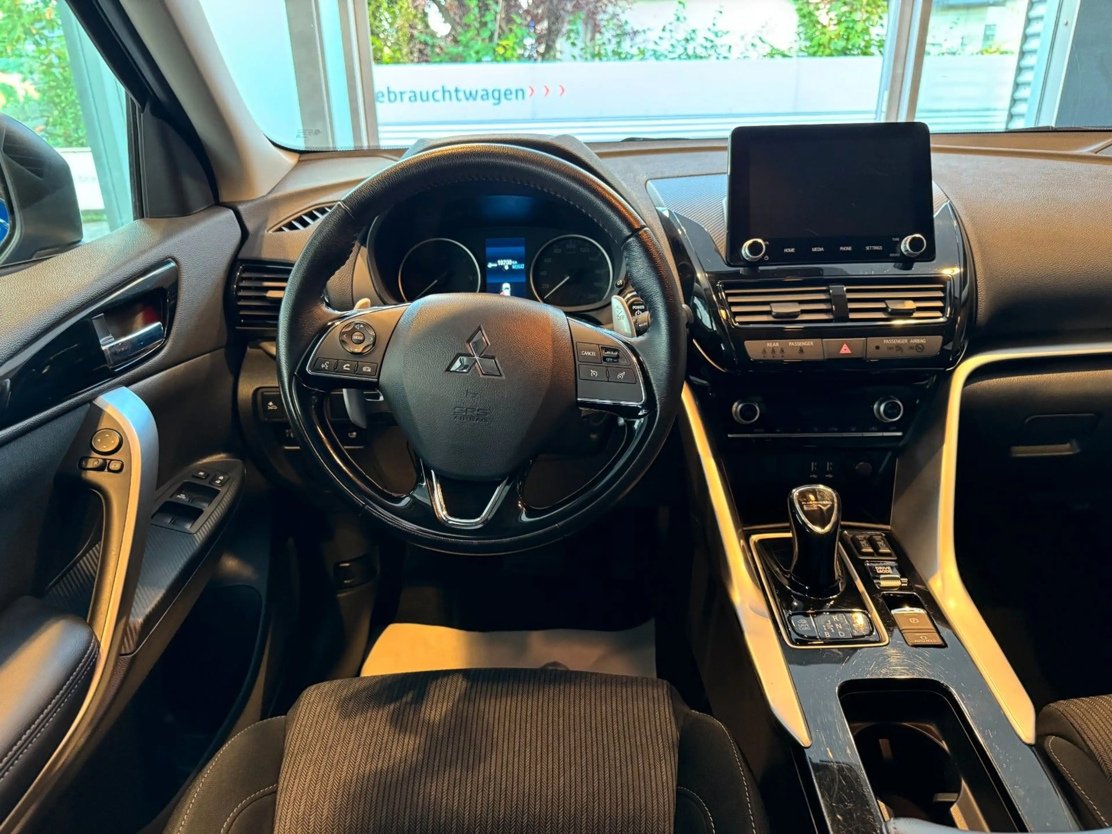 Mitsubishi Eclipse Cross Basis Hybrid 4WD — photo 7