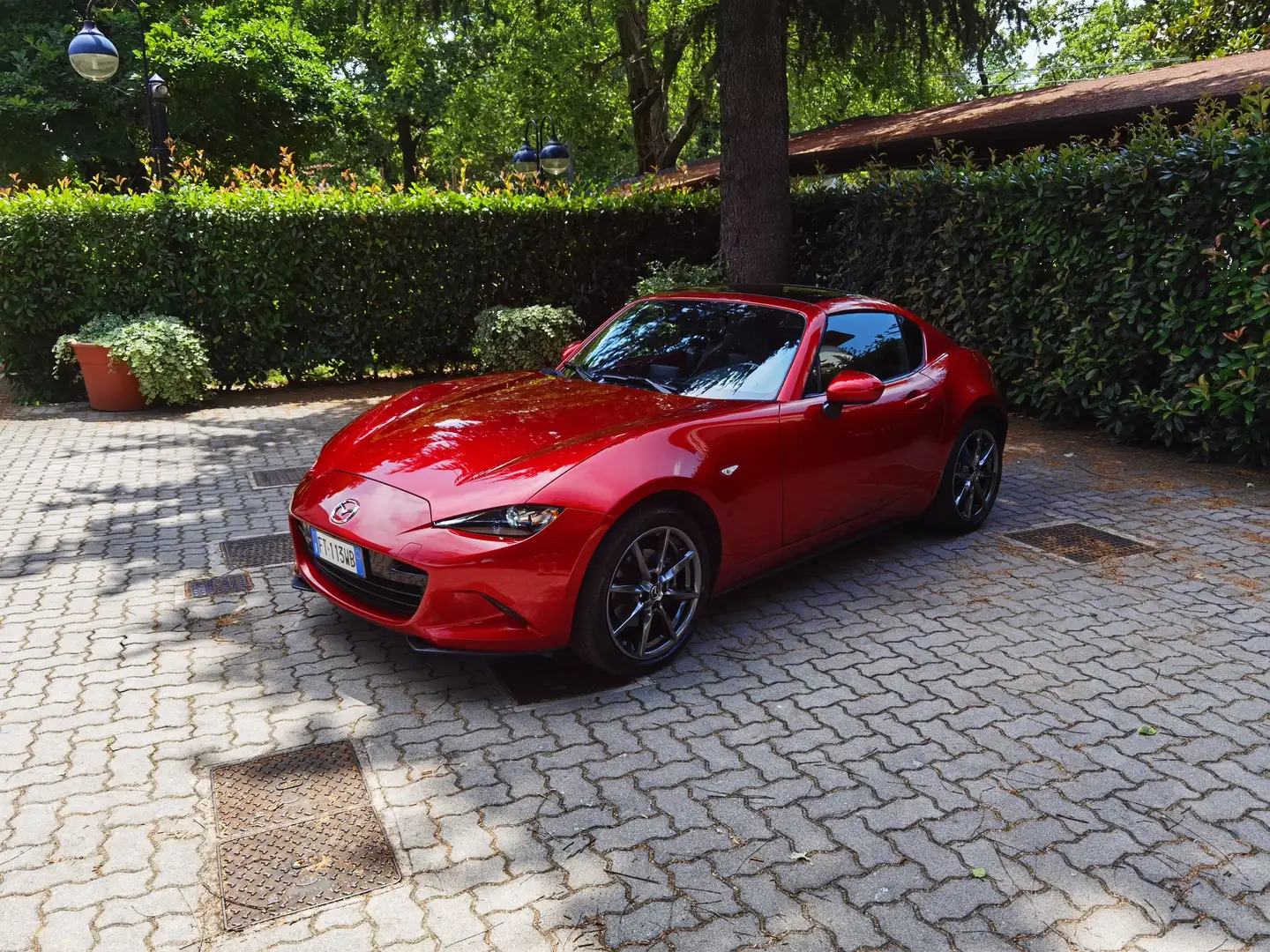 Mazda MX-5 RF 2.0 Sport i-eloop crvena - 1