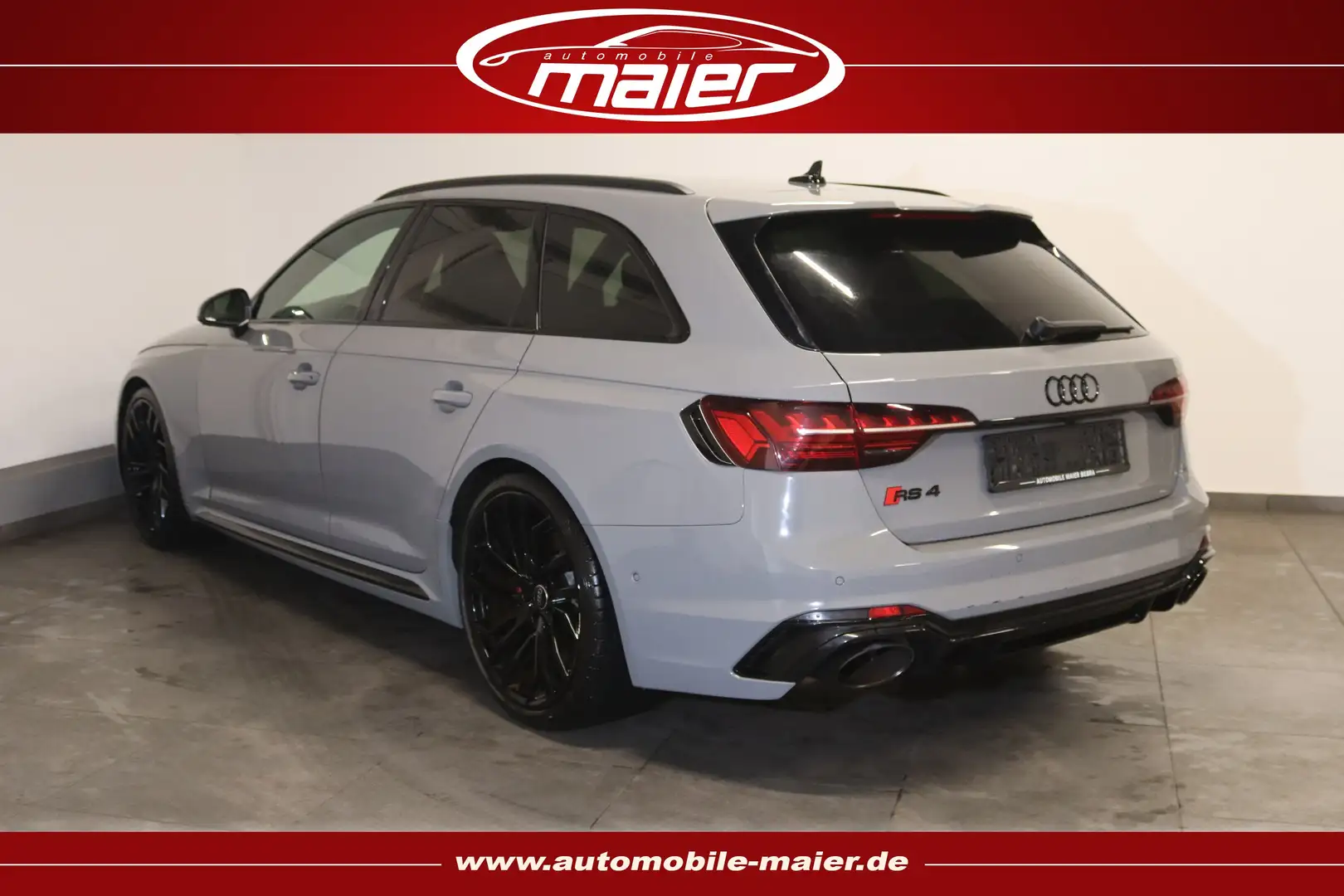 Audi RS4 2.9 TFSI quattro-PANO-MATRIX-HUD-B&O-4xSHZ- Grau - 2