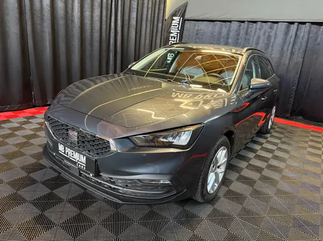 Seat Leon Leon view 2