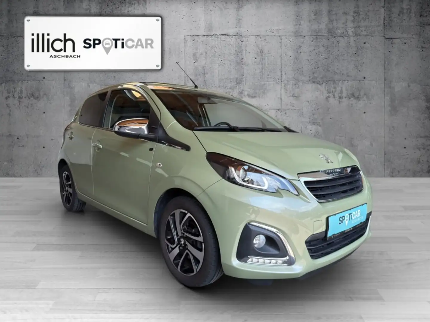 Peugeot 108 Top Allure VTi 72 Grün - 2
