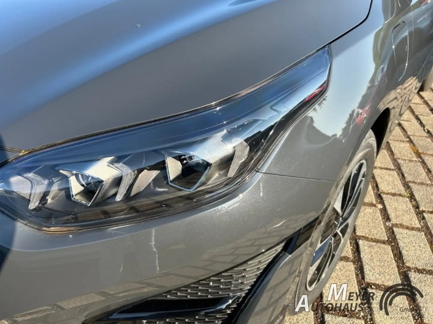 Kia Ceed SW / cee'd SW 1.6 PHEV Vision DCT+LED+Smartkey+Tempomat+DAB+ Grau - 2