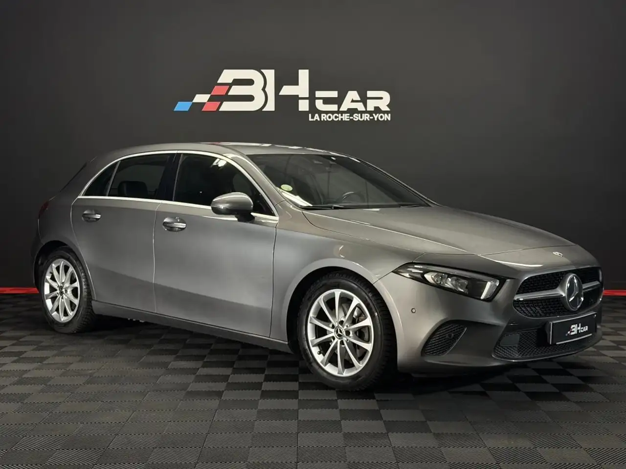 Mercedes-Benz A 200