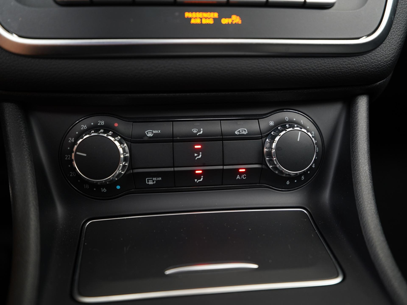 Mercedes-Benz CLA 180 Shooting Brake AMG Line | Schuifdak | Camera | Sto — photo 12