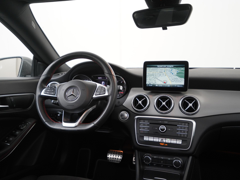 Mercedes-Benz CLA 180 Shooting Brake AMG Line | Schuifdak | Camera | Sto — photo 5