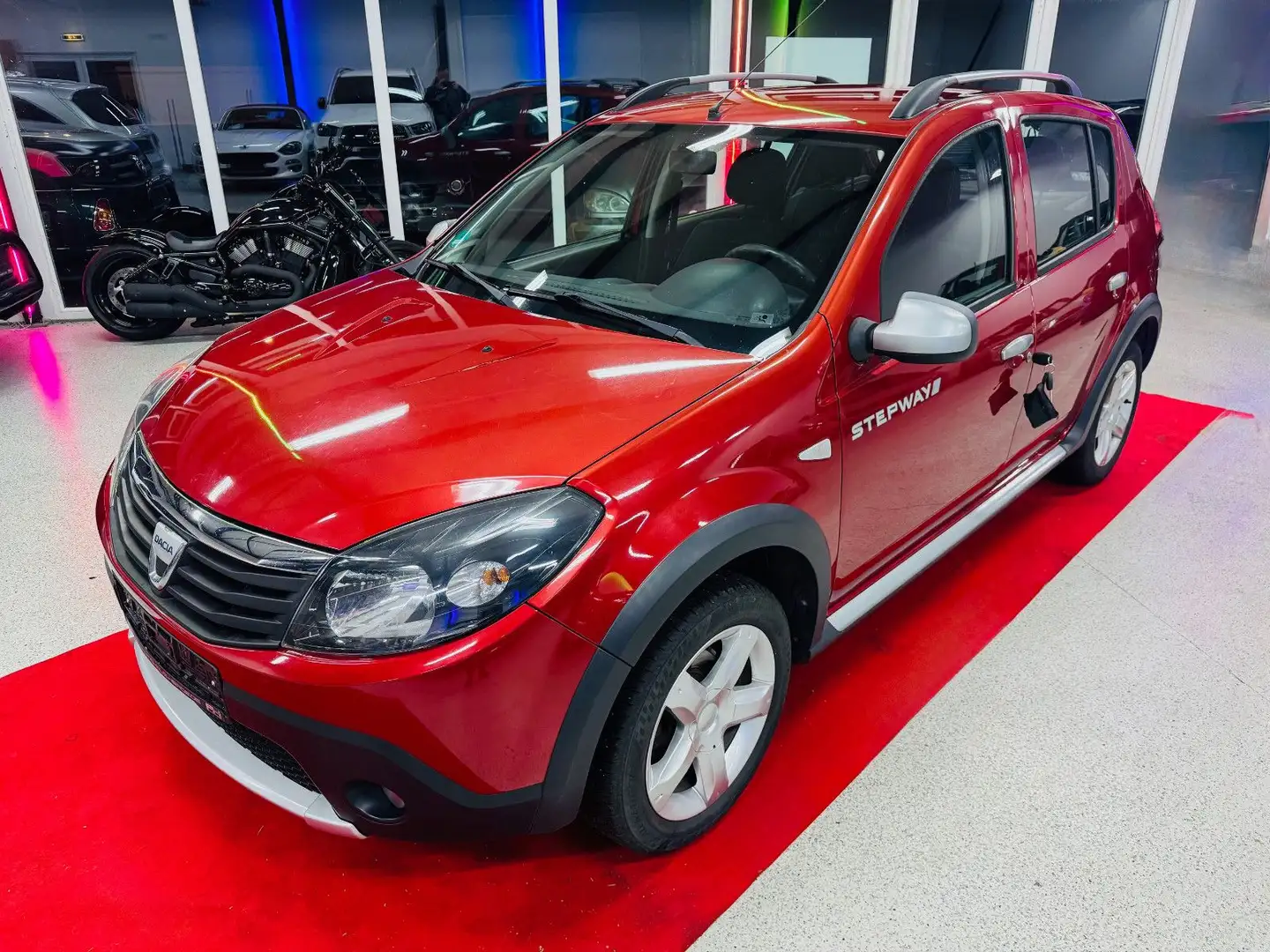 Dacia Sandero Stepway -Klima -TÜV neu Rot - 1