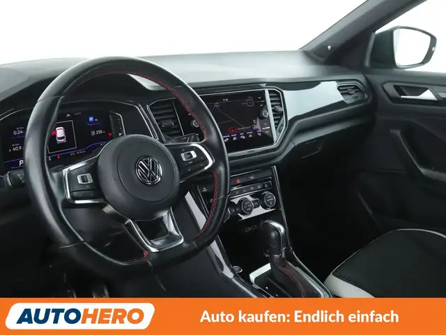 Volkswagen T-Roc view 11