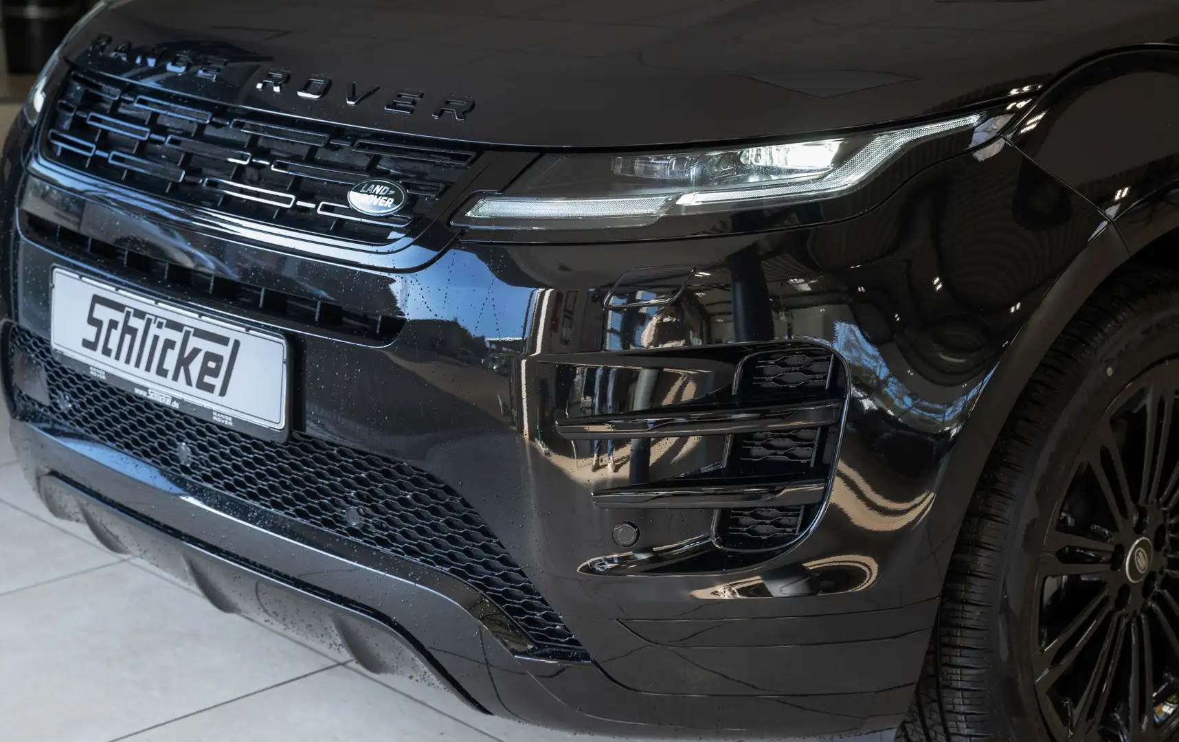 Land Rover Range Rover Evoque D200 AWD DYNAMIC SE Leder Panoramaschiebedach Black - 2