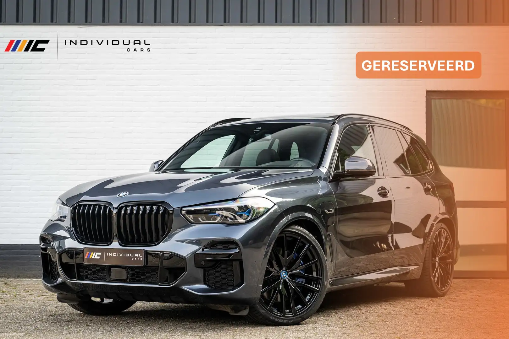 BMW X5 xDrive45e M-Sport 4-Wielsturing B&W Carbon Laser Gris - 1