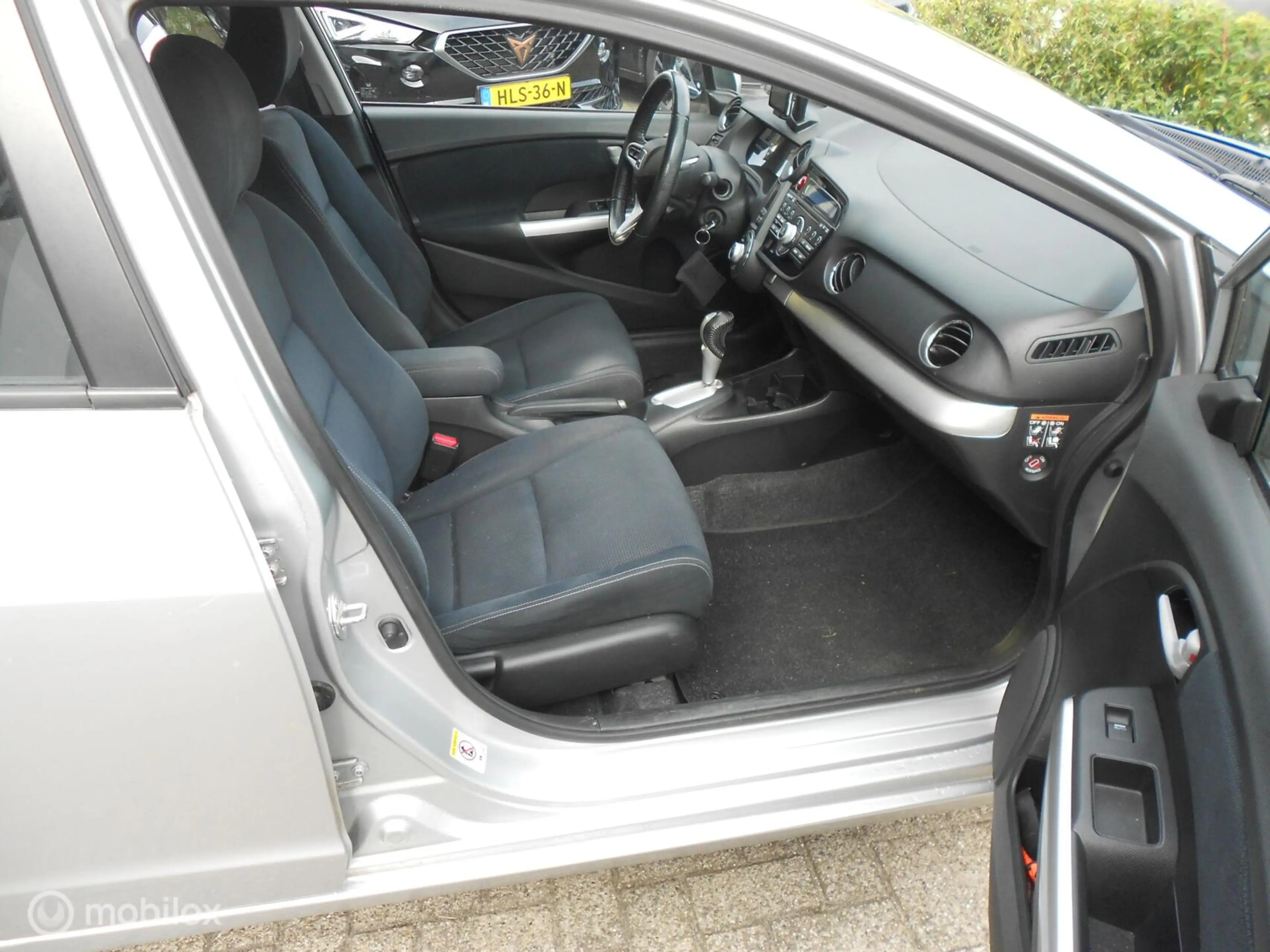 Honda Insight 1.3 Elegance Hybrid — photo 11