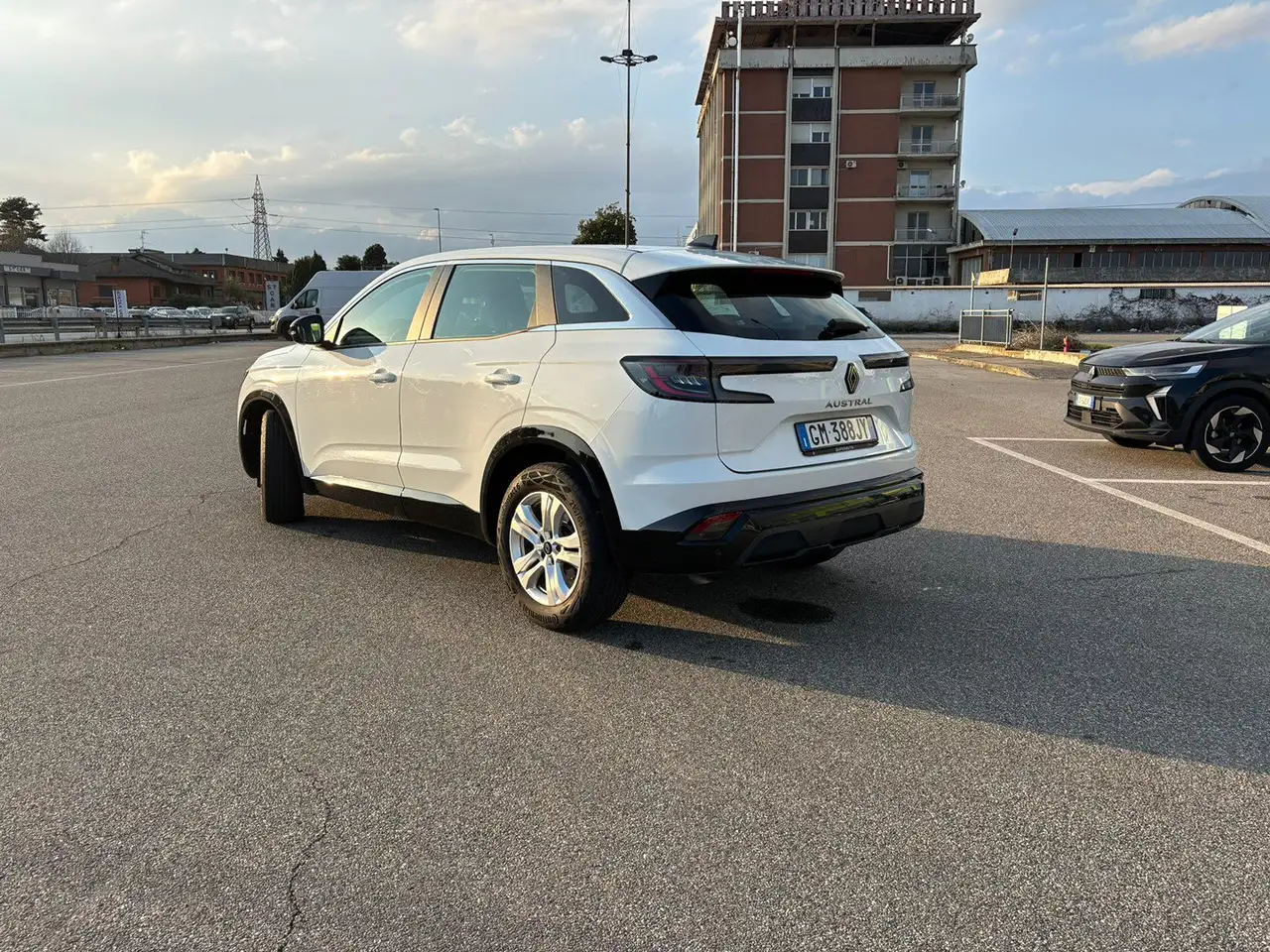 Renault Austral 2023 1.2 mild hybrid advanced 130cv Equilibre 6