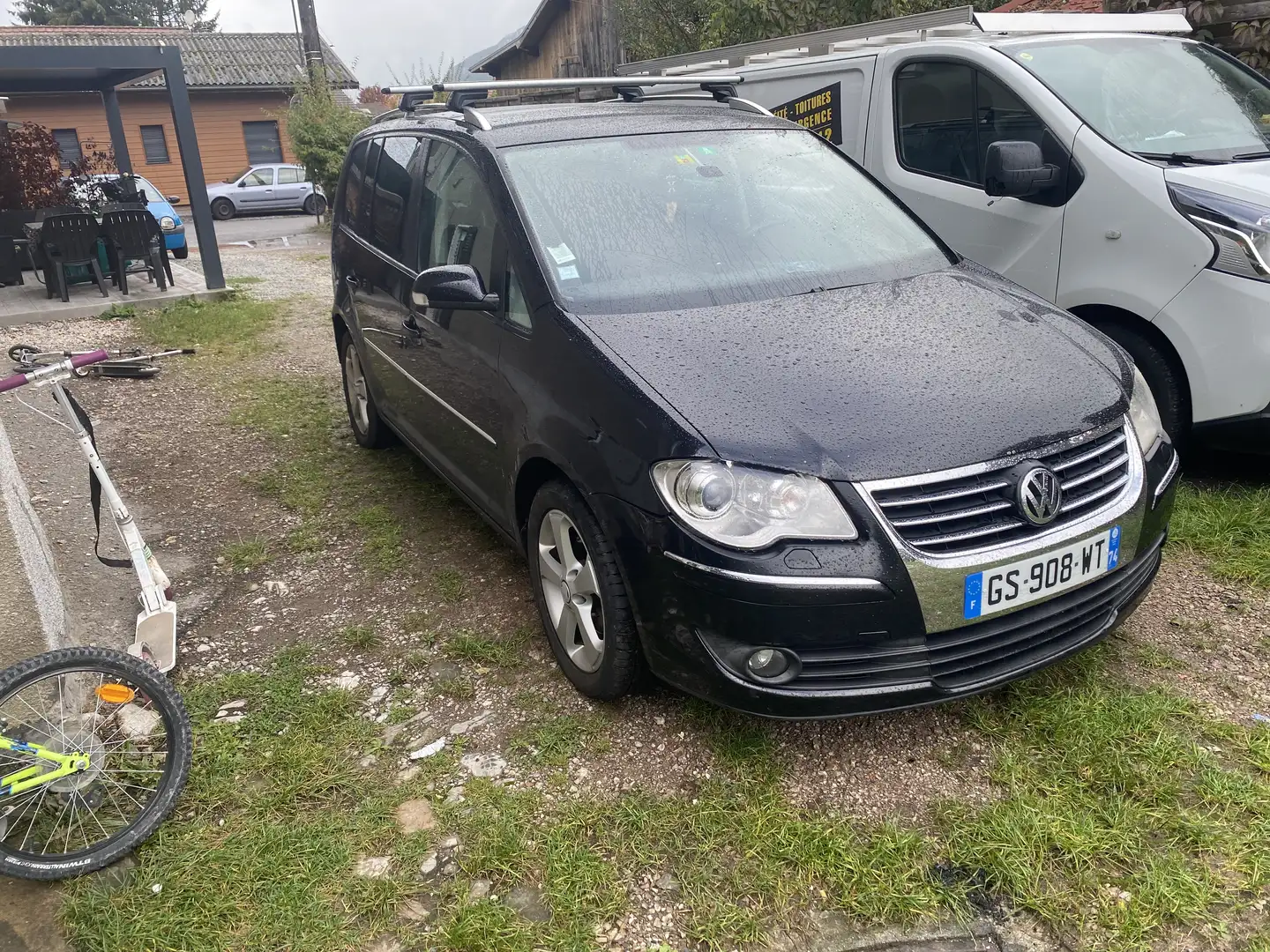 Volkswagen Touran Touran 2.0 16S TDI 140 Confortline DSG Noir - 2