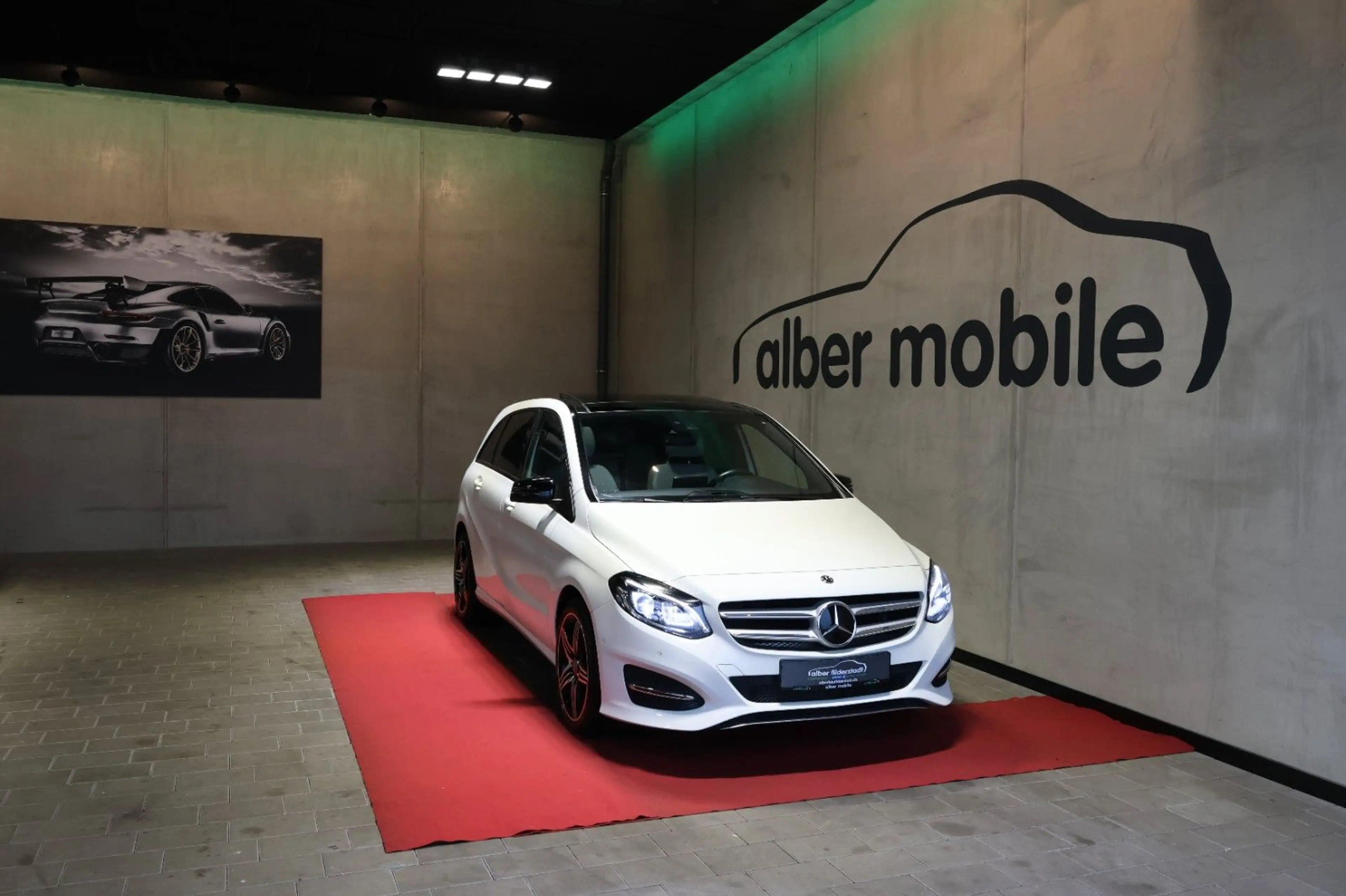 Mercedes-Benz B 220 4Matic Urb. Style Edit. Pano Spur AHK Me — photo 8
