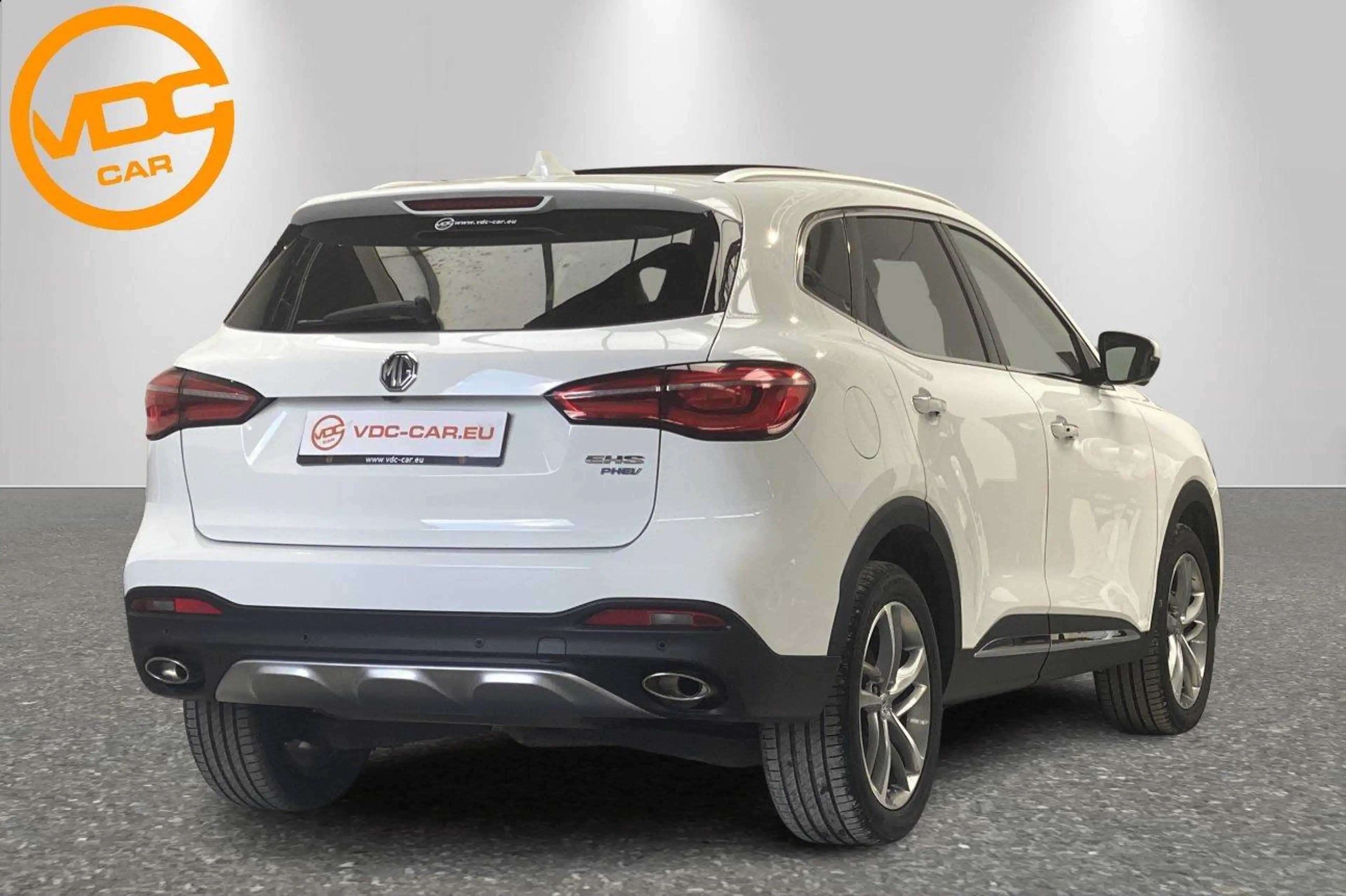 MG EHS Luxury — photo 3