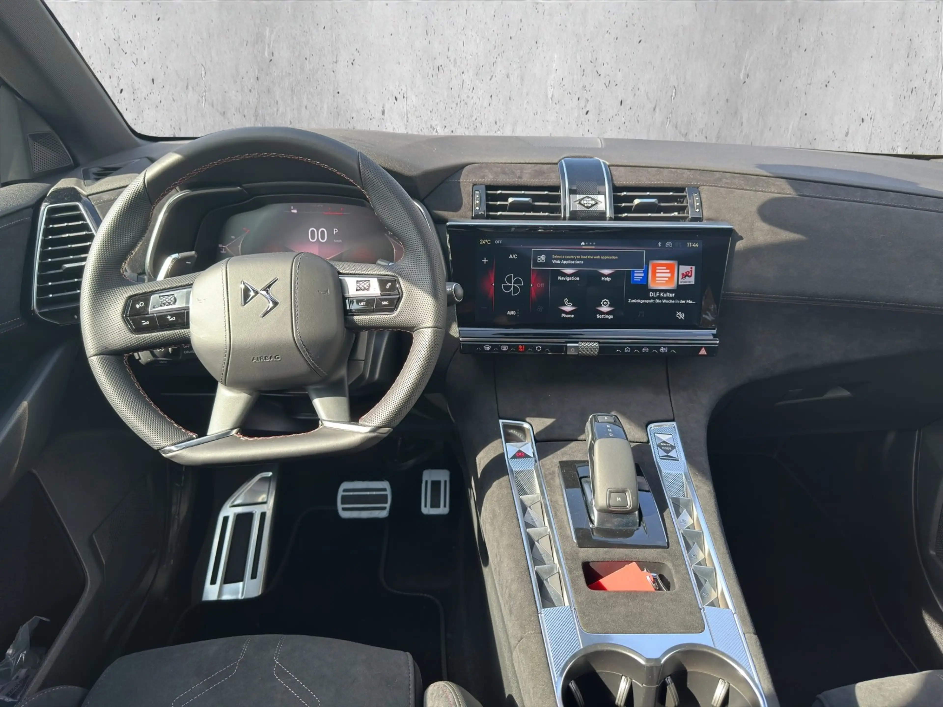 DS Automobiles DS 7 1.5 BlueHDi 130 FAP Pallas Kam.+LED+SHZ+PDC — photo 14
