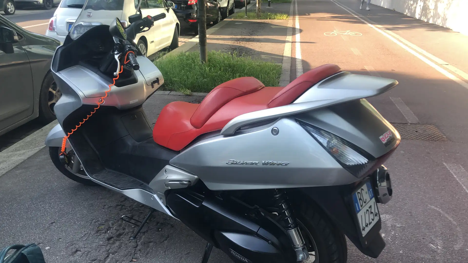 Honda Silver Wing 600 cc Argento - 1