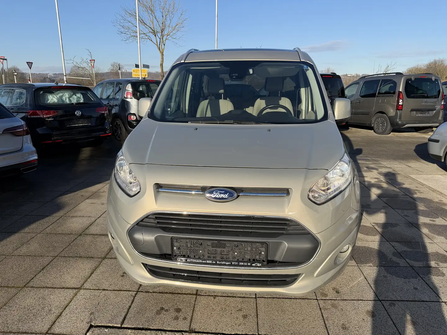 Ford Tourneo Connect Titanium Beige - 1