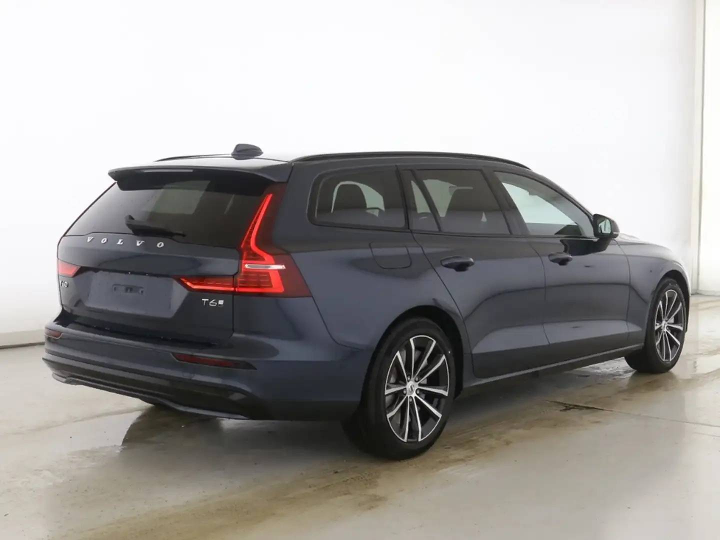 Volvo V60 Kombi Plus Dark Recharge Plug-In Hybrid AWD HUD St Blau - 2