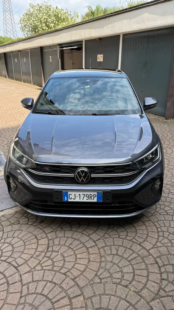 Volkswagen Taigo Taigo 1.0 tsi R-Line 110cv dsg Gris - 1
