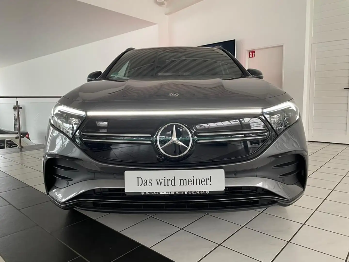 Mercedes-Benz EQA 250 Night S-Sitz ACC PDC SpurH elSitz Navi Grau - 2