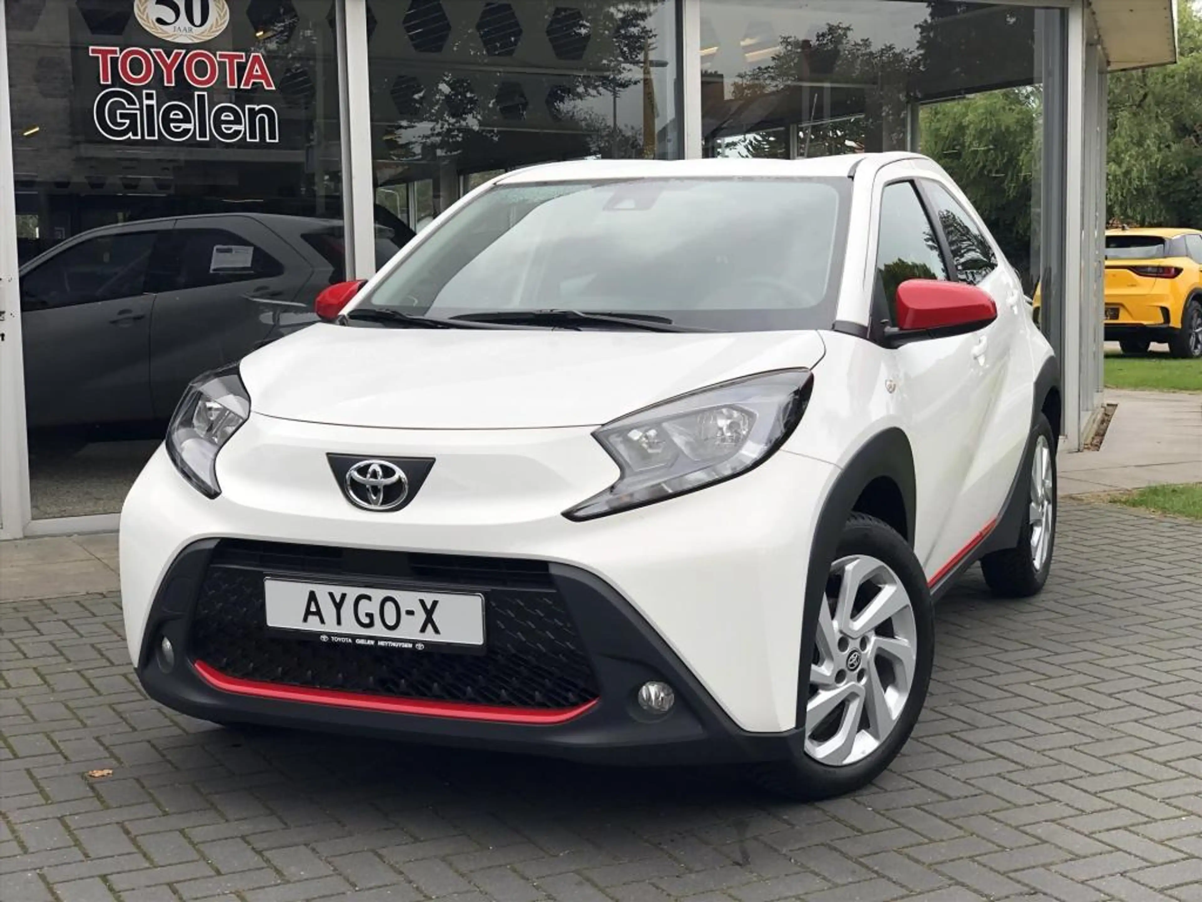 Toyota Aygo X 1.0 VVT-i First | Apple CarPlay/Android Auto, Lich — photo 27