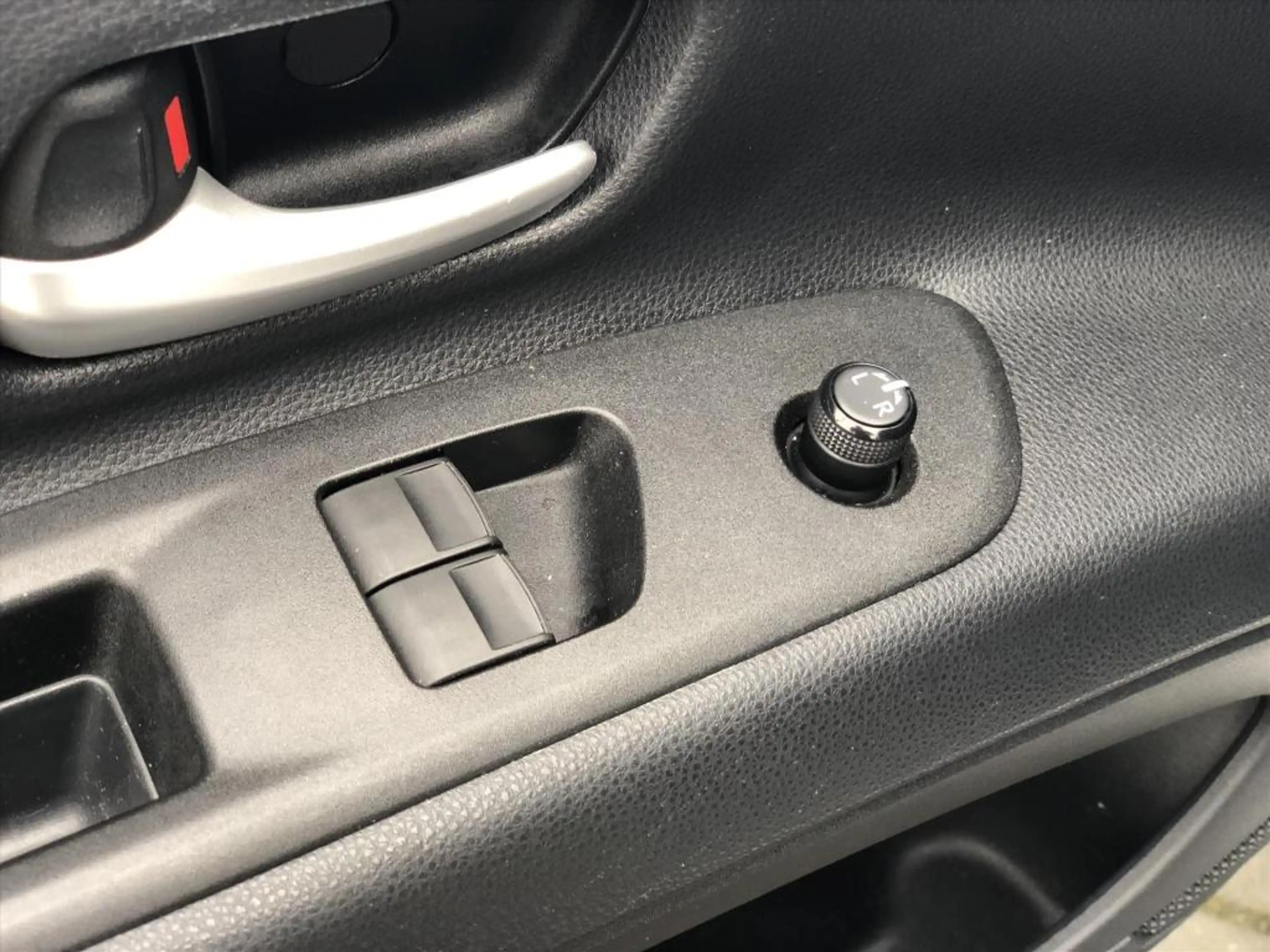 Toyota Aygo X 1.0 VVT-i First | Apple CarPlay/Android Auto, Lich — photo 23
