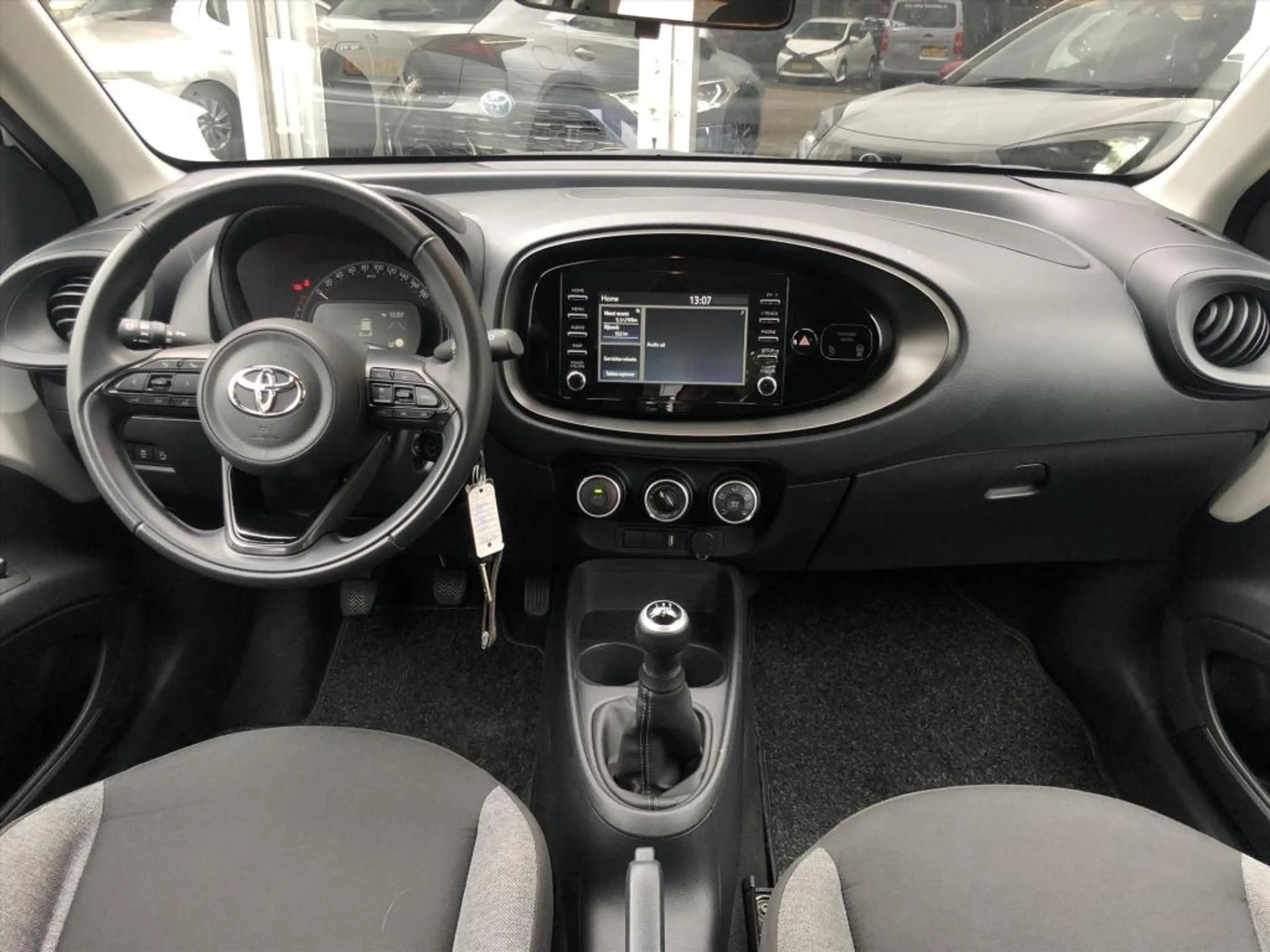 Toyota Aygo X 1.0 VVT-i First | Apple CarPlay/Android Auto, Lich — photo 10