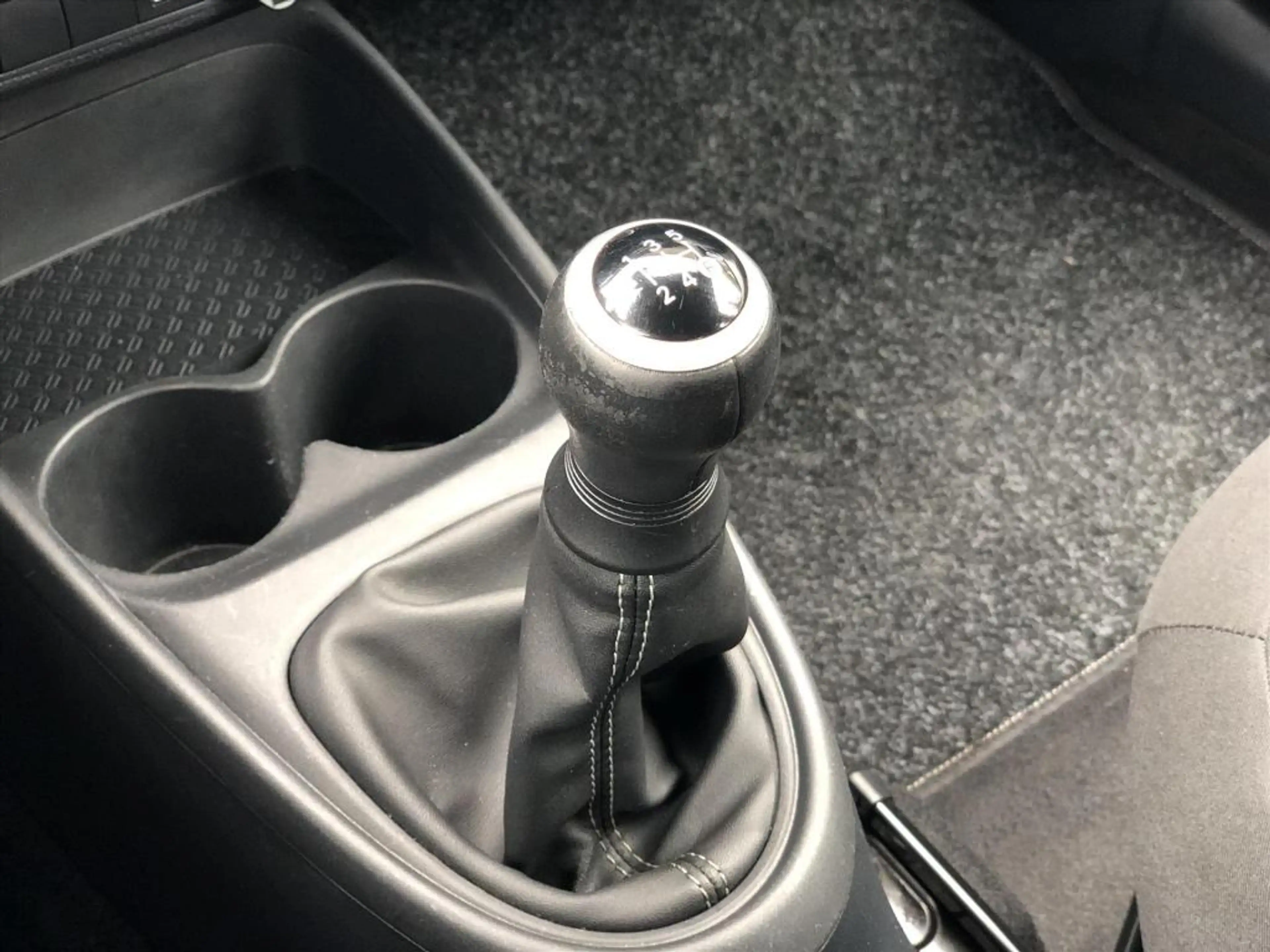 Toyota Aygo X 1.0 VVT-i First | Apple CarPlay/Android Auto, Lich — photo 25