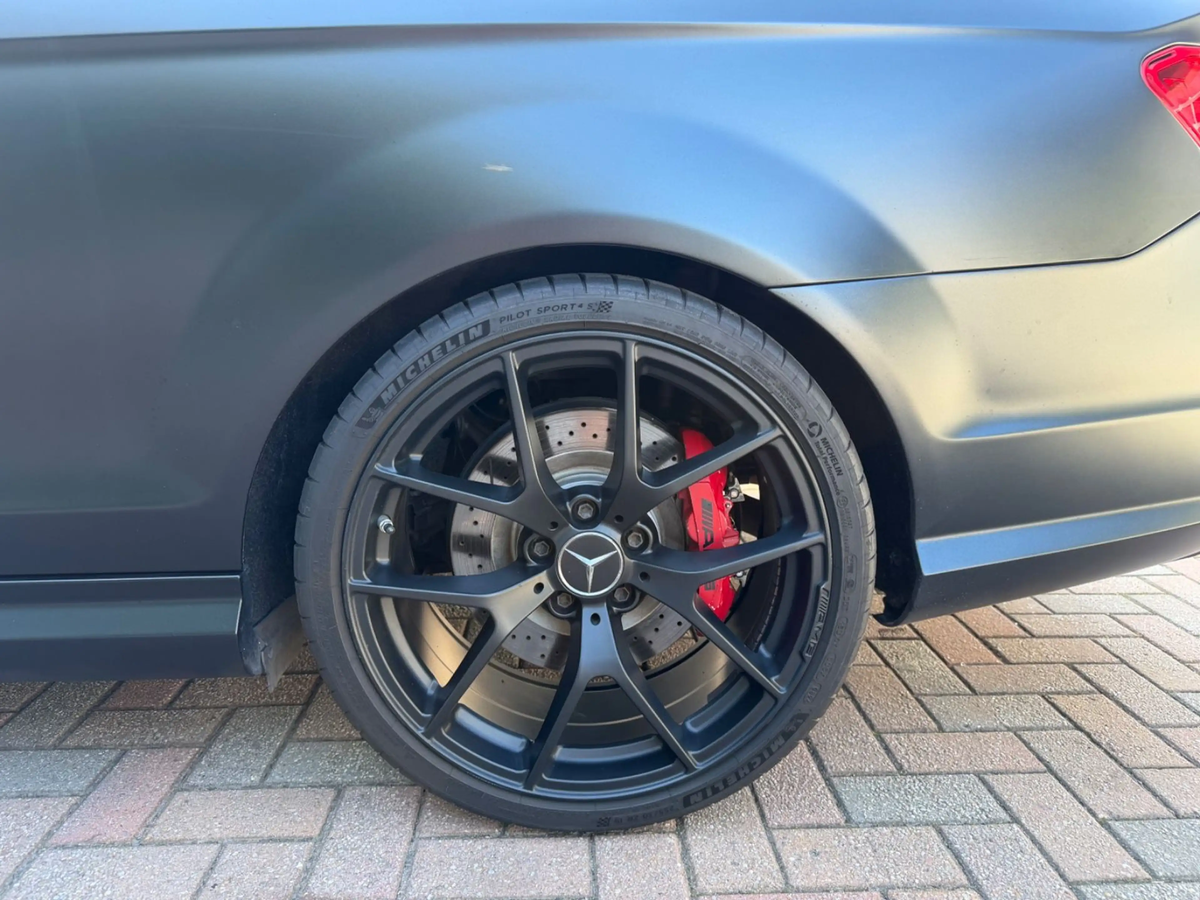 Mercedes-Benz C 63 AMG Edition 1 Coupe Magno Designo Panorama — photo 11