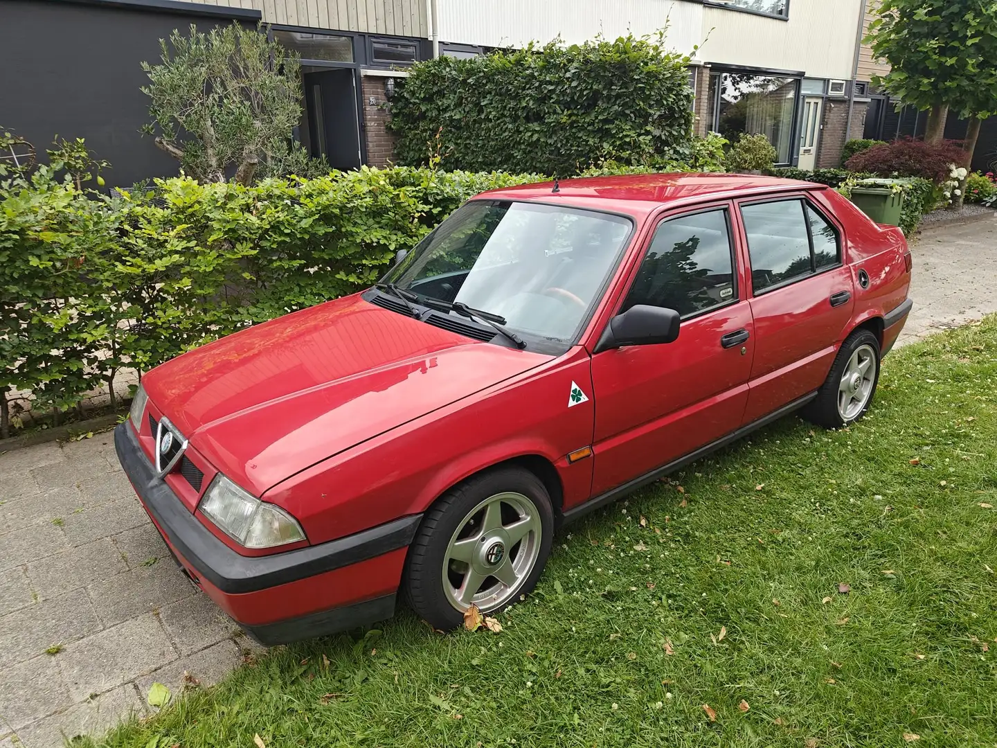 Alfa Romeo 33 1.4 I.E. U9 Rojo - 1
