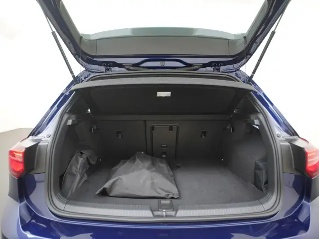 Volkswagen Golf view 30