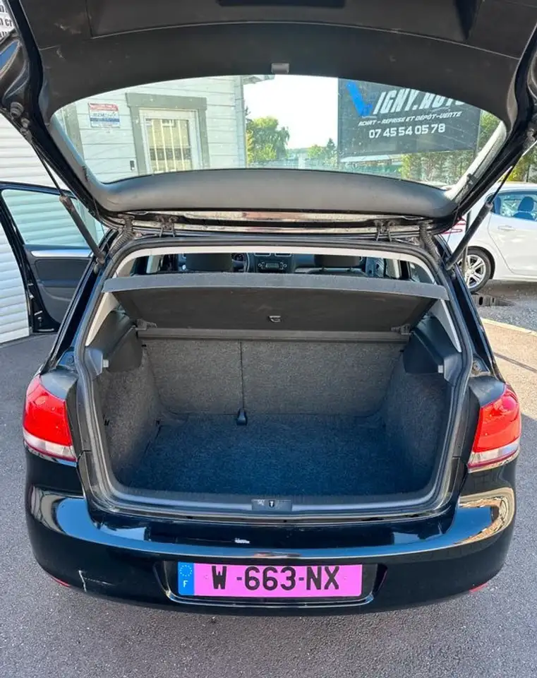 Volkswagen Golf Standard Model — photo 5
