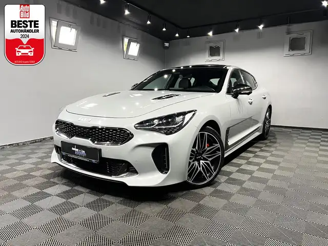 Kia Stinger 3.3 T GDI GT 4WD|AUTOM|PANO|LEDER|LED|NAVI