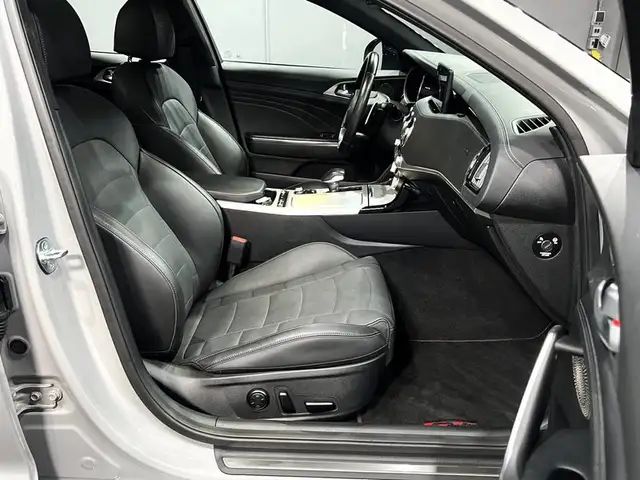 Kia Stinger view 13