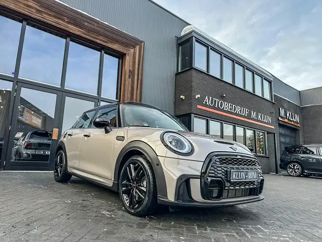 MINI Cooper S Mini 2.0 John Cooper Works F1 aut Rooftopgrey/Ches