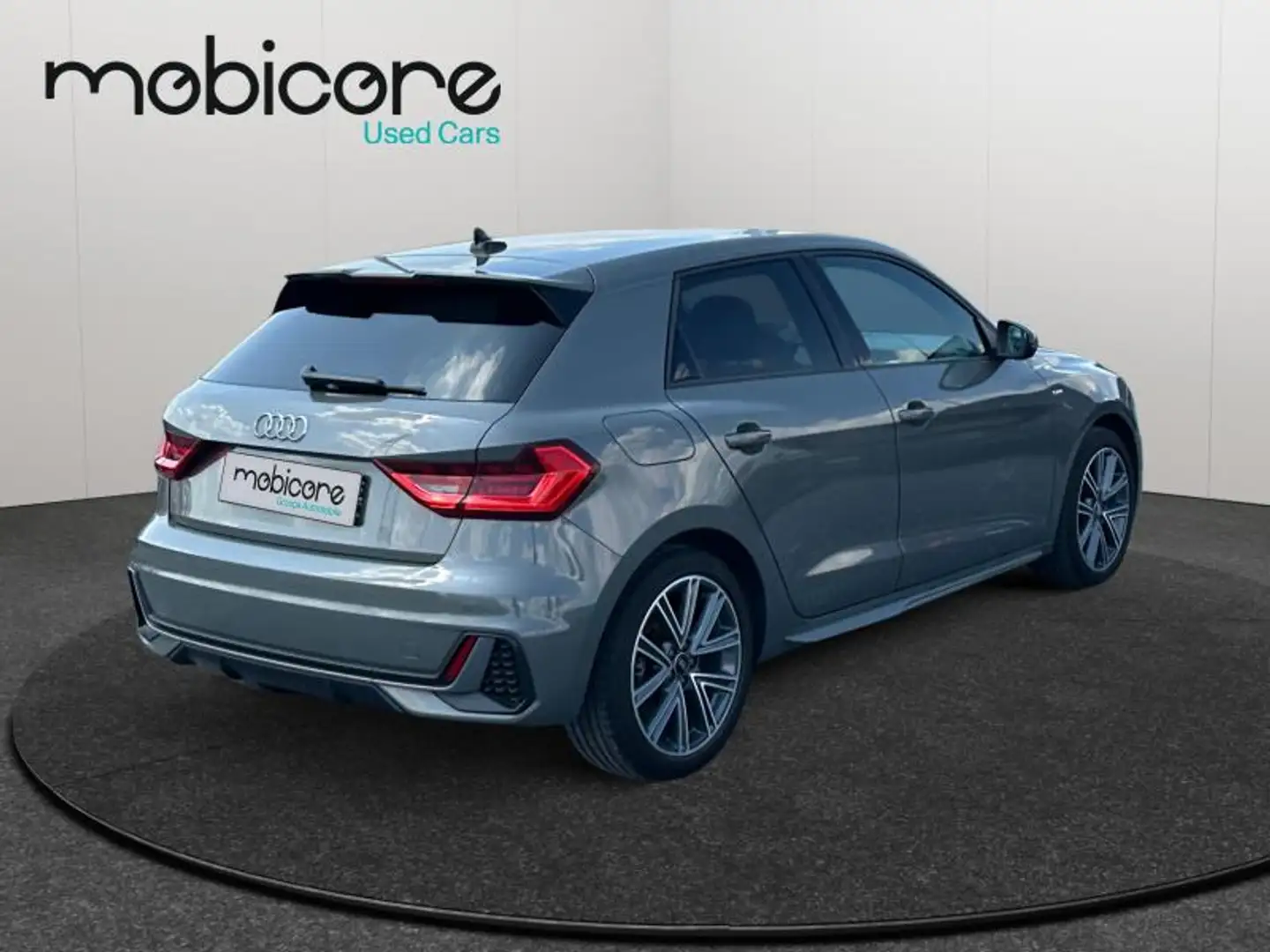 Audi A1 S Line Vert - 2